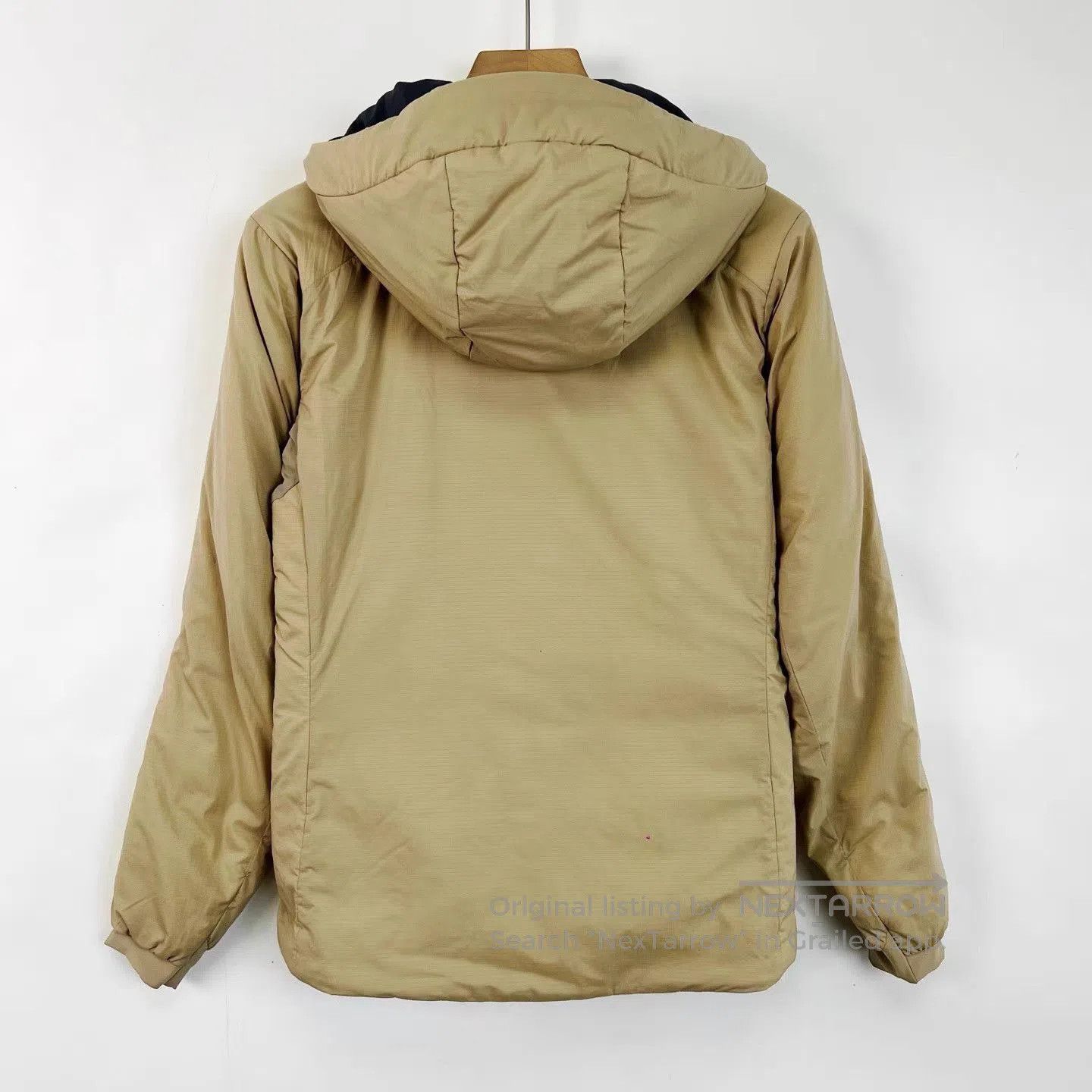 Arc'teryx Beige Hooded Light Jacket - Size XS. Size US XS / EU 42 / 0 - 2 Thumbnail