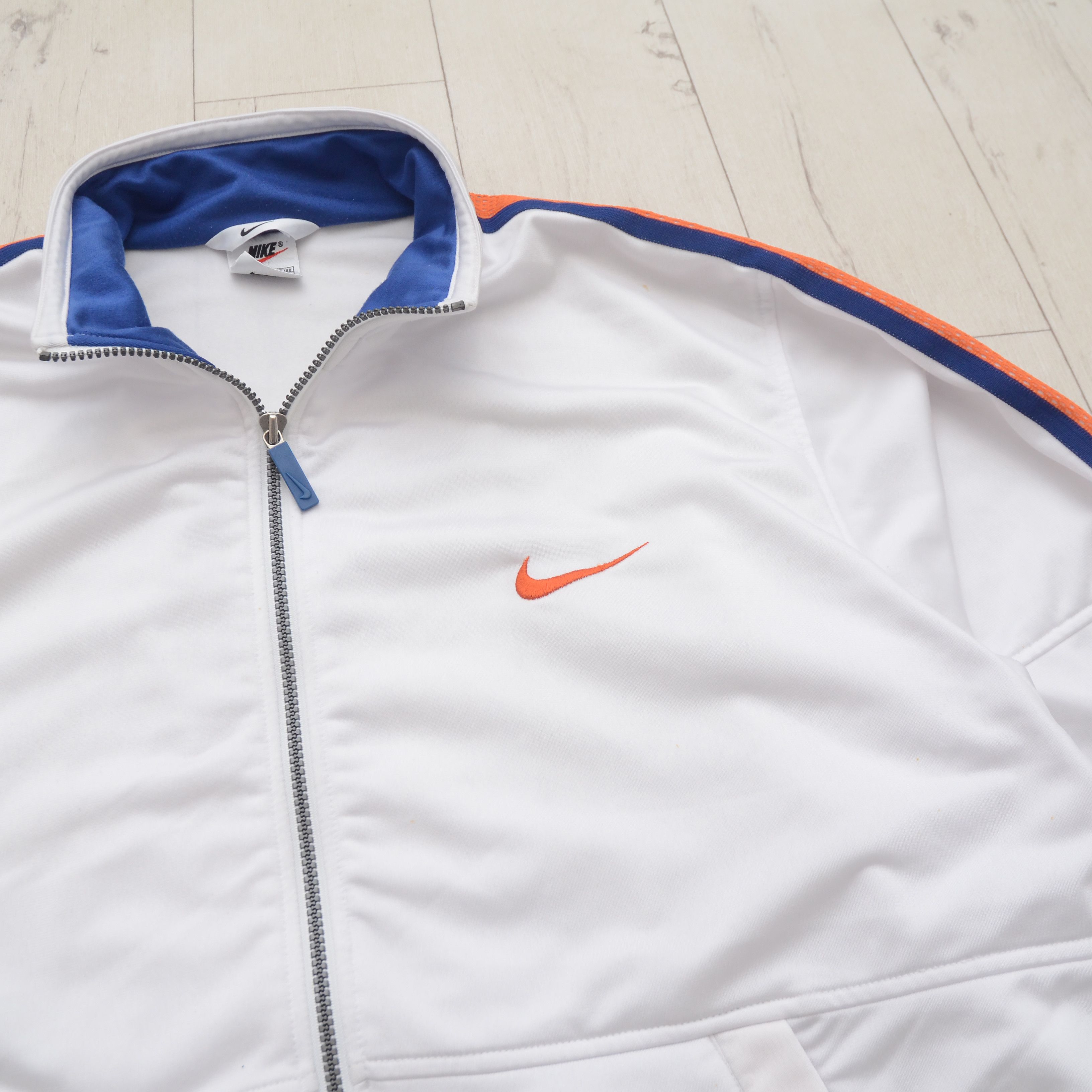 Nike Vintage Nike 90s Y2K Track Jacket XL White Big Logo Retro Size US XL / EU 56 / 4 - 6 Thumbnail