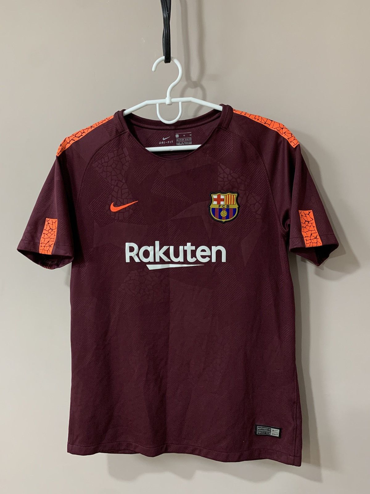 Nike Barcelona 2018 Third Football Shirt Nike Soccer Jersey #10 Size US XS / EU 42 / 0 - 1 Thumbnail