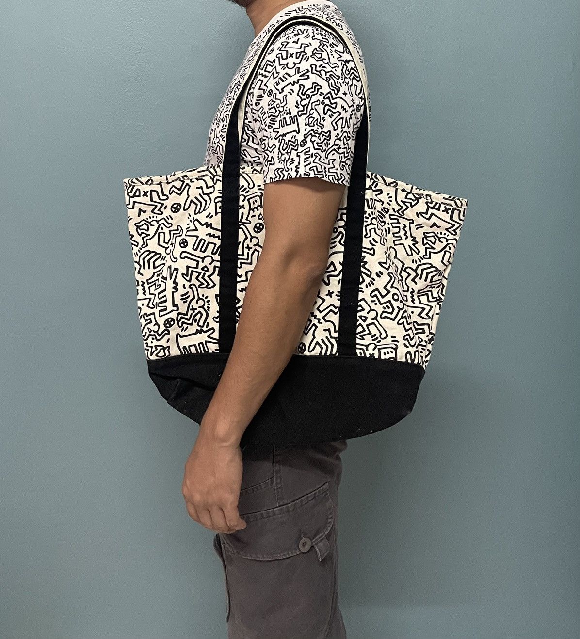 Keith Haring 90’s POP ART GRAFFITI KEITH HARING TOTES BAG Size ONE SIZE - 1 Thumbnail