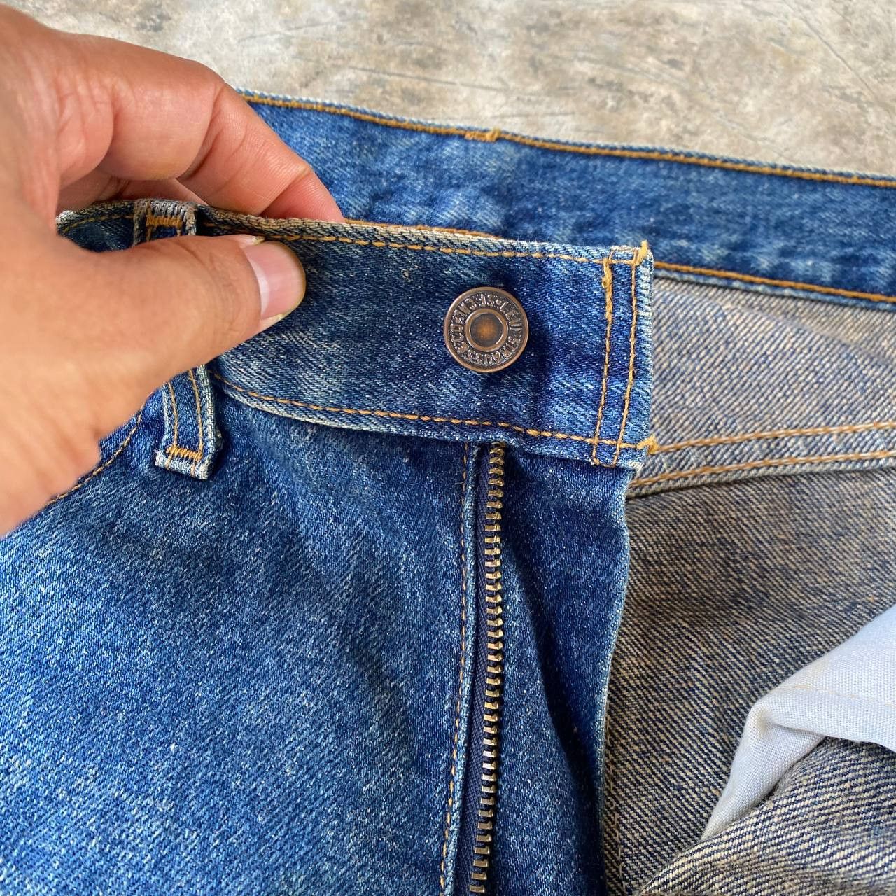 Levi's Vintage Clothing VINTAGE 00S LEVIS 505 BLUE RUSTY WASH W29X30"(J09-04) Size US 29 - 11 Thumbnail