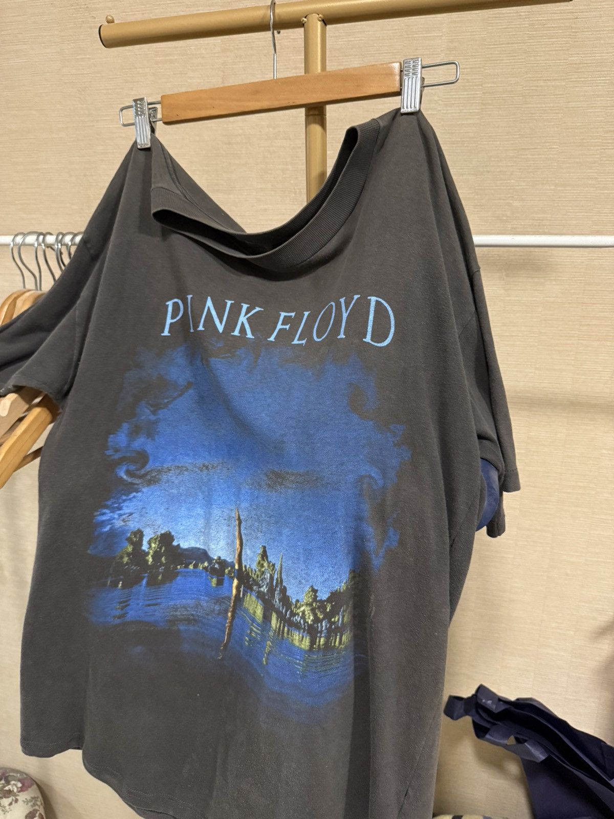Pink Floyd Vintage 1992 Sun Faded Pink Floyd Wish You Were Here Tee Size US XL / EU 56 / 4 - 17 Thumbnail