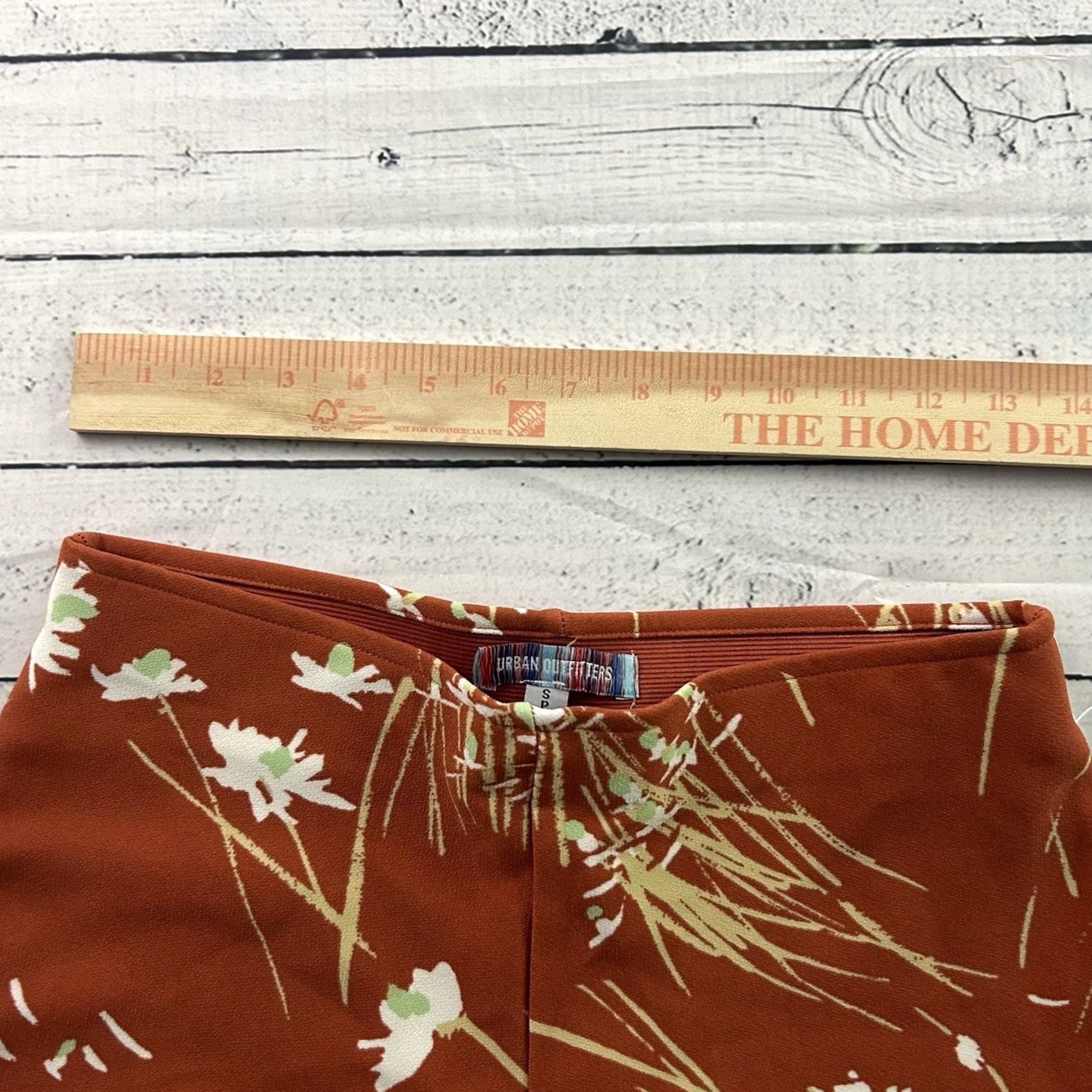Urban Outfitters NEW Urban Outfitters Floral Wide-Leg Pants Women's S Red Casual Pants Size 28" / US 6 / IT 42 - 3 Thumbnail