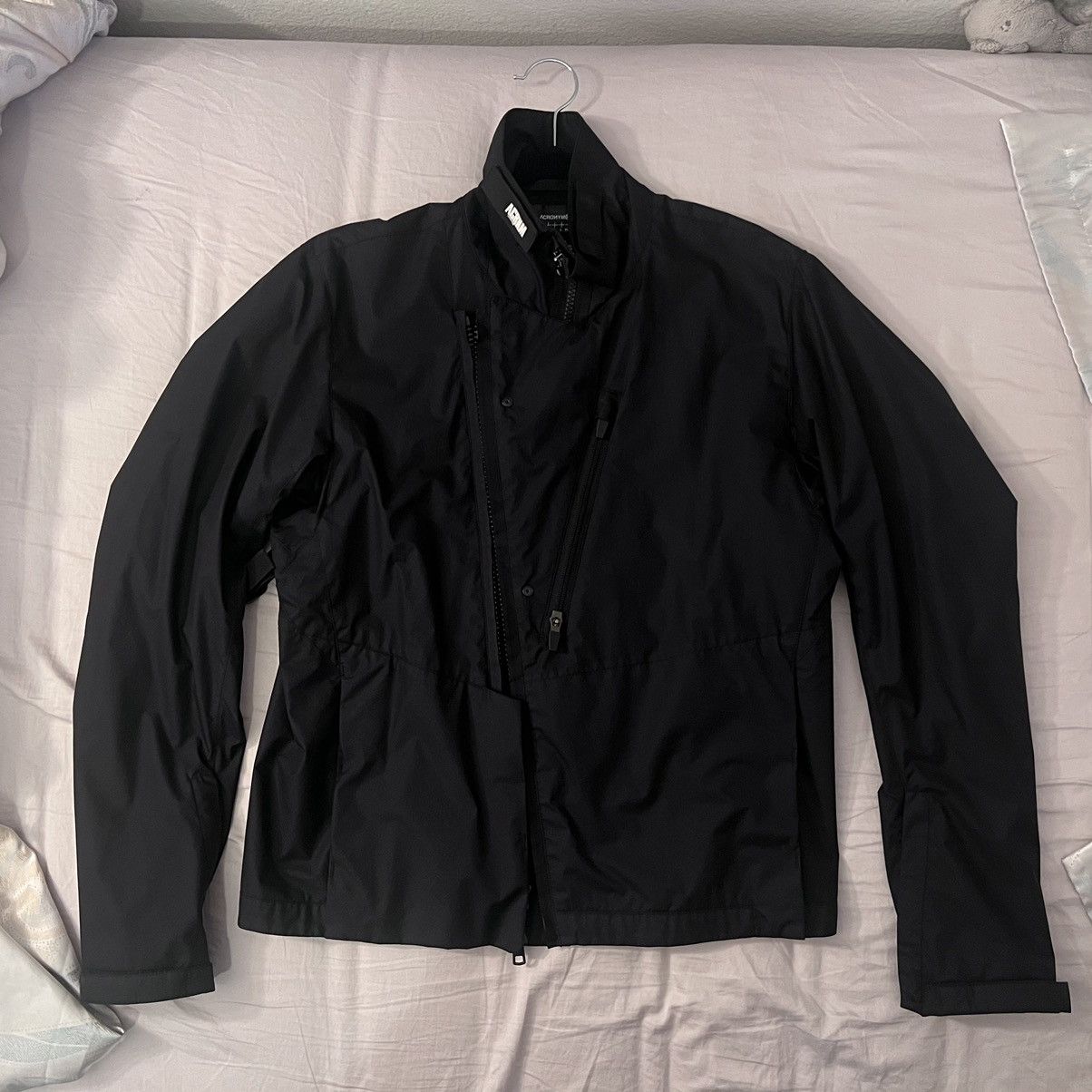 Acronym J68-WS SS22 | Grailed