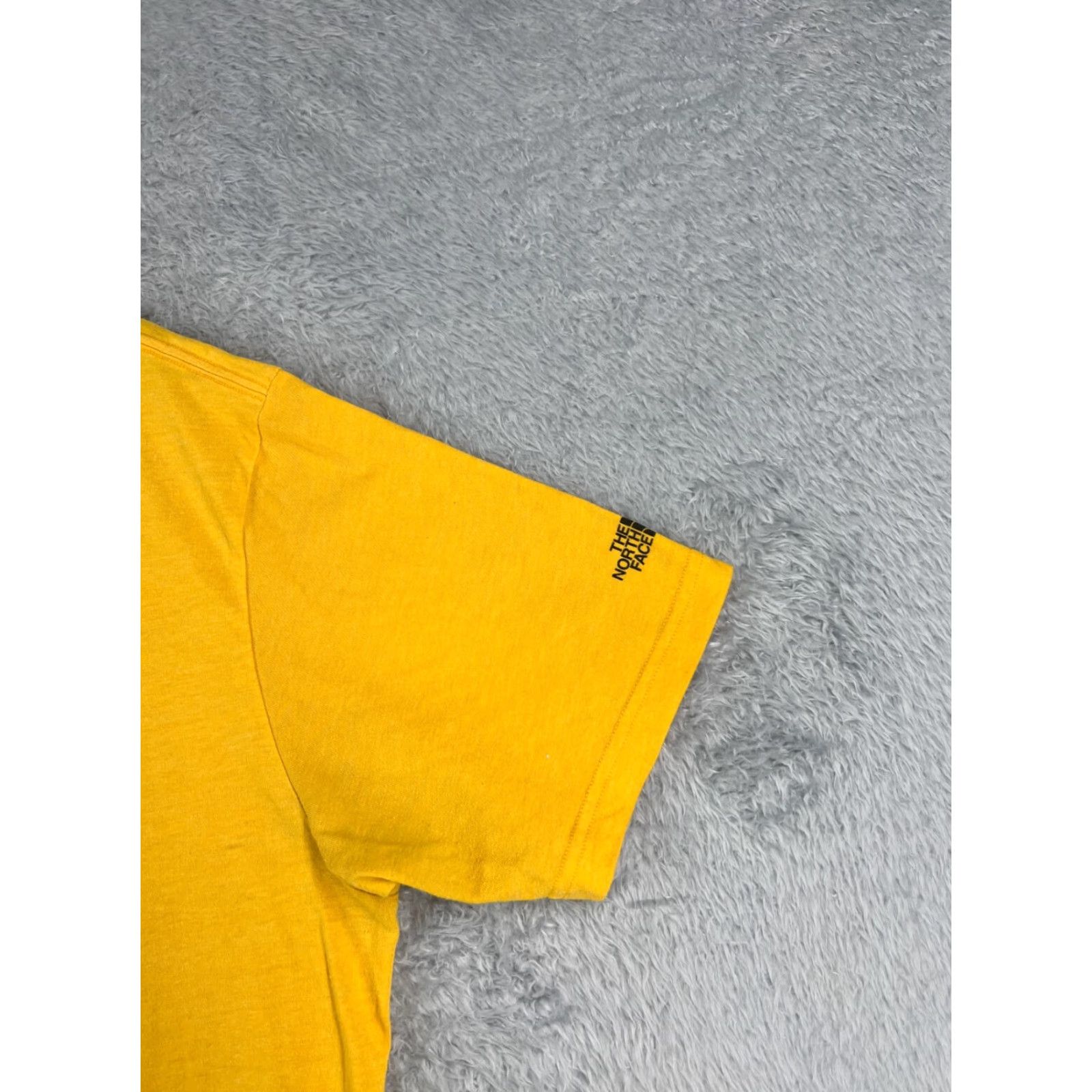 The North Face The North Face Shirt Men XL Yellow Short Sleeve Crew Neck Polyester Logo Size US XL / EU 56 / 4 - 2 Thumbnail