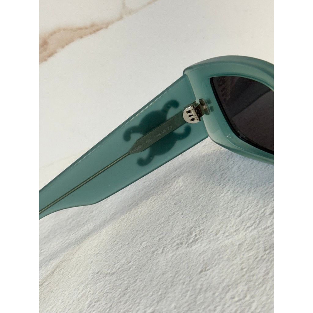 Celine NEW Celine CL40282U Triomphe XL Blue Silver Sunglasses Size ONE SIZE - 8 Thumbnail