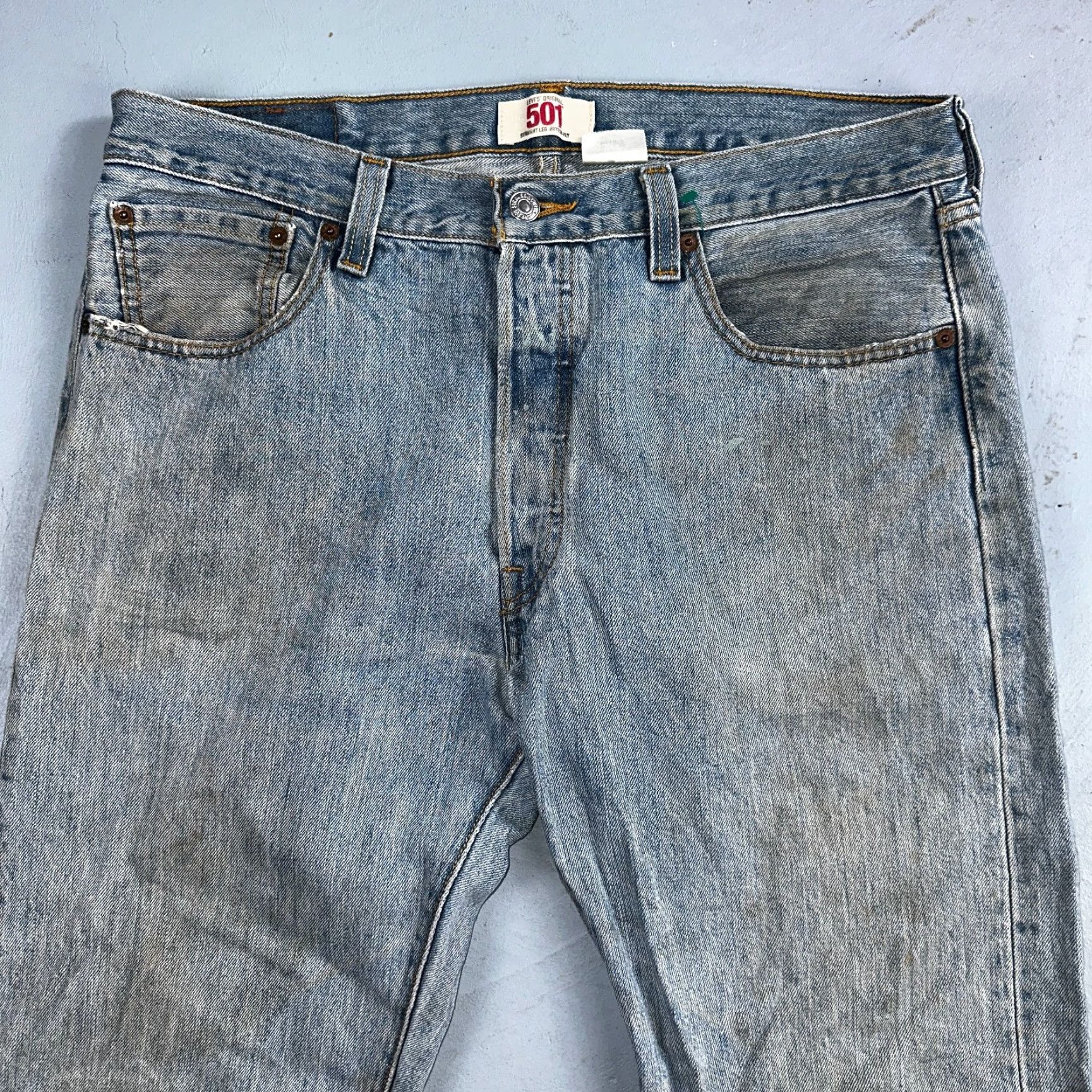 Levi's VINTAGE Levis 501 XX Y2K Straight Leg Jeans Blue Light Wash 35x34 Act 34x34 Size US 34 / EU 50 - 2 Thumbnail