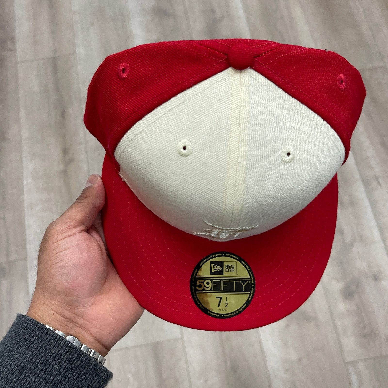 Essentials New Era x Fear of God Cream/Red Essentials Hat size 7 1/2 Size ONE SIZE - 3 Thumbnail