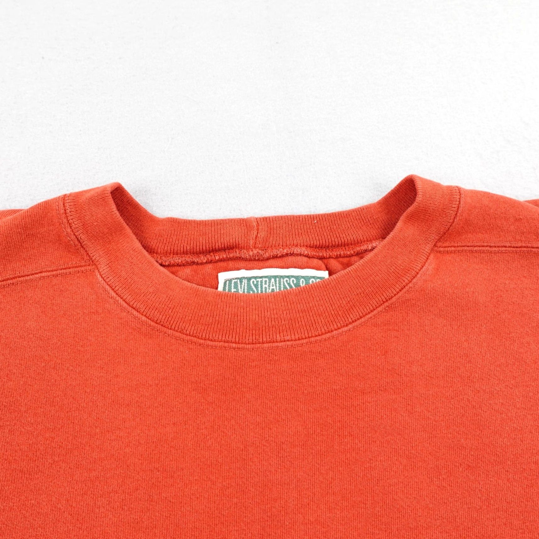 Levi's Vintage Levi's Sweatshirt Mens Large Orange Crewneck Pullover Made in USA 90s Size US L / EU 52-54 / 3 - 2 Thumbnail