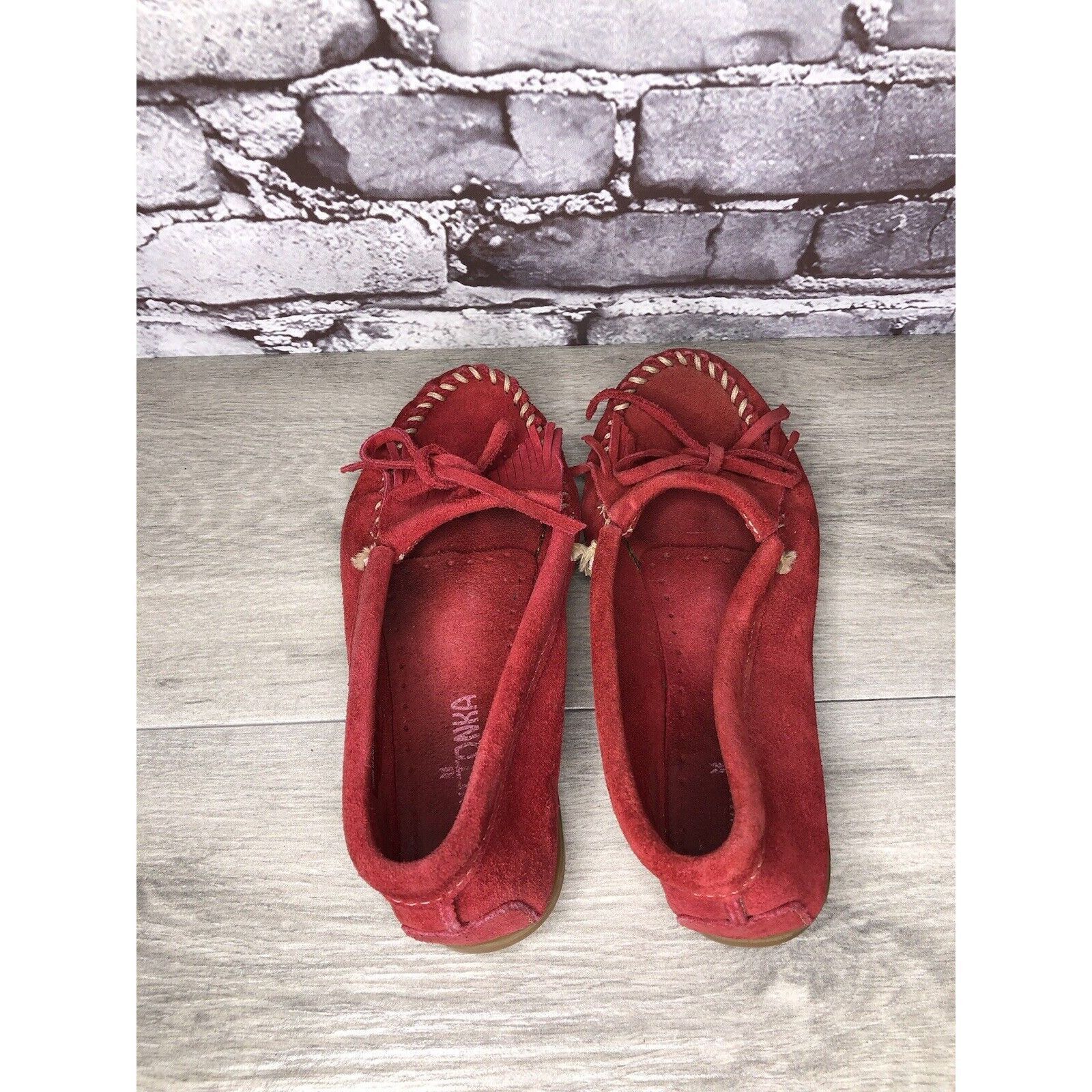 Minnetonka Minnetonka Red Suede Kiltie Fringe Bow Moccasins Shoes Women Size US 6 / IT 36 - 7 Thumbnail