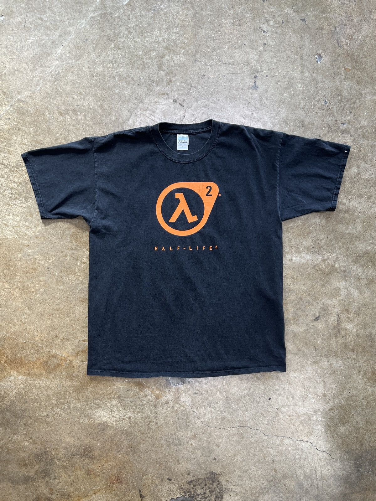 Vintage Vintage 2003 Half Life 2 Premiere Showing Video Game Tee XL Size US XL / EU 56 / 4 - 2 Thumbnail