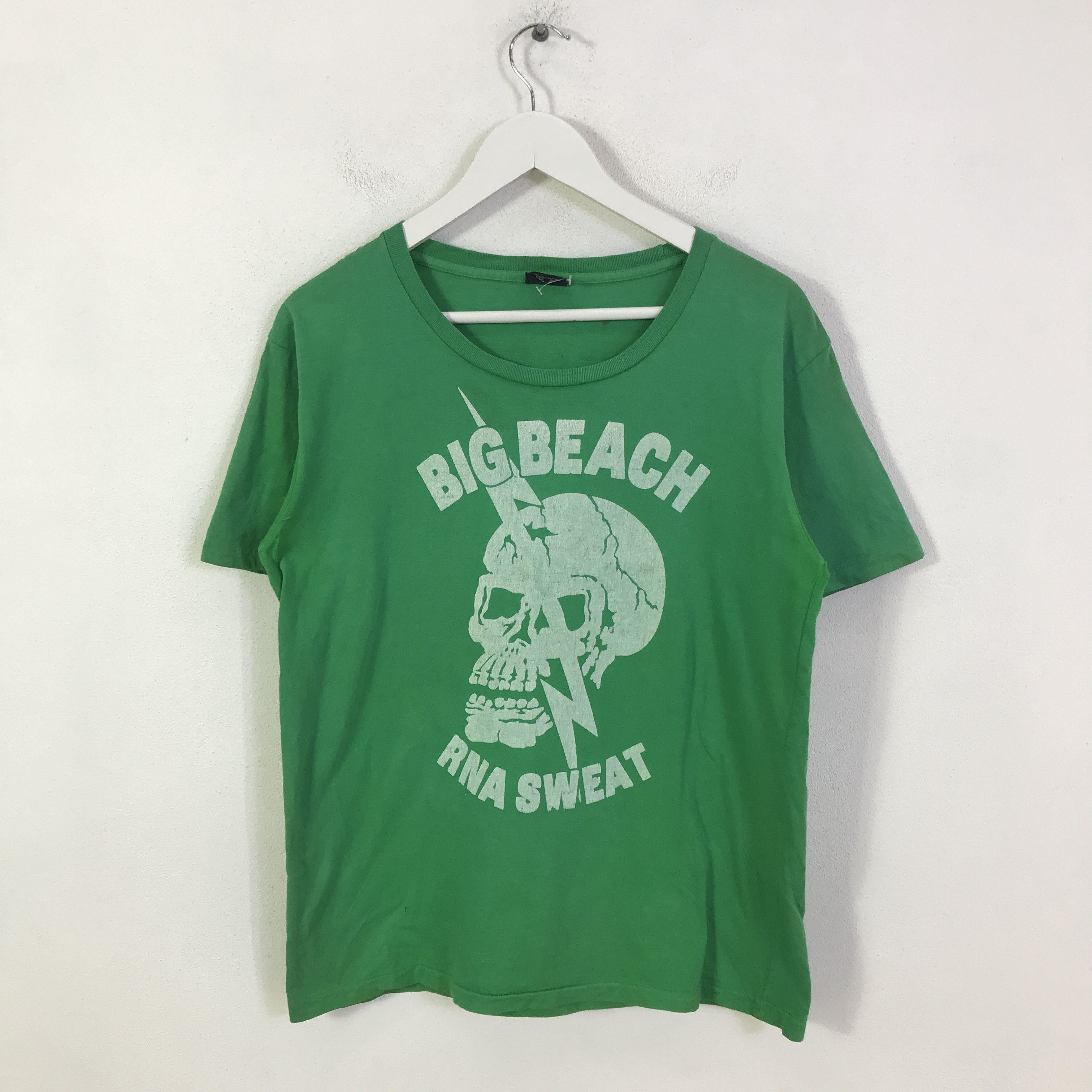 Japanese Brand big beach x rna japan skull design t-shirt K117B8 Size US L / EU 52-54 / 3 - 3 Thumbnail
