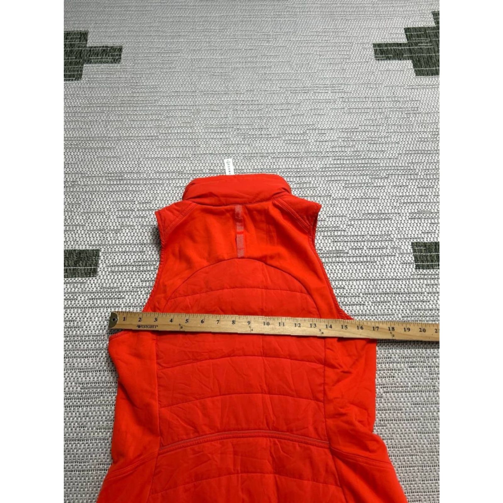 Lululemon Lululemon Another Mile Vest Jacket Womens 8 Red Full Zip Running Activewear Size M / US 6-8 / IT 42-44 - 5 Thumbnail