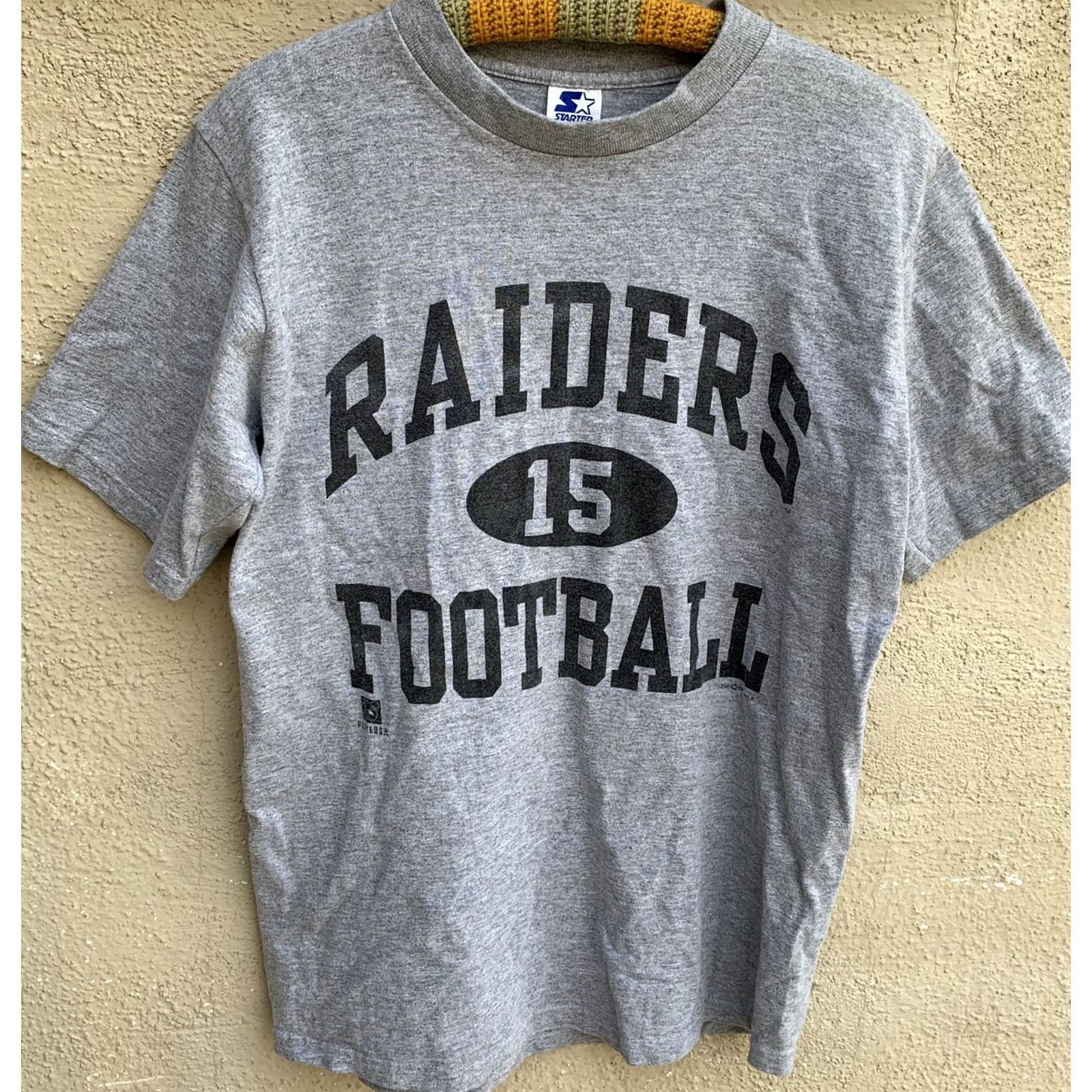 Starter VINTAGE Raiders Football 15 T Shirt 1995 NFLP Starter M Gray Mens Size US M / EU 48-50 / 2 - 6 Thumbnail
