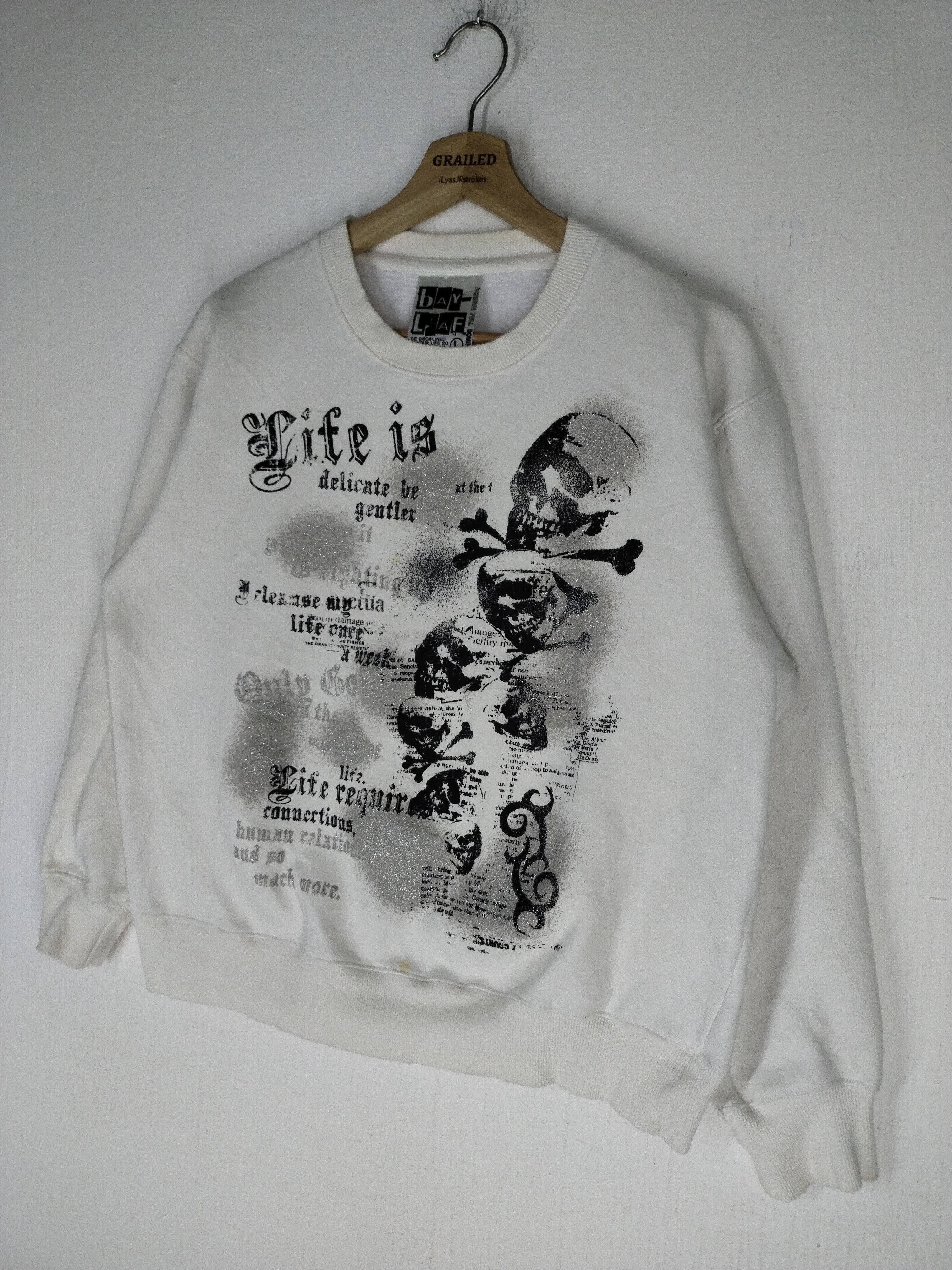 If Six Was Nine × Japanese Brand × Le Grande Bleu (L.G.B.) Vintage Japanese Streetwear Skull Design Sweatshirt Size US L / EU 52-54 / 3 - 2 Thumbnail