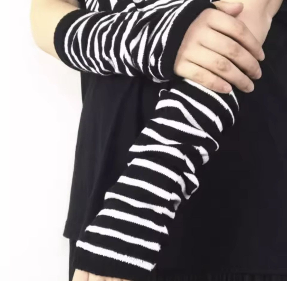 Other Gothic Black Fingerless Gloves Size ONE SIZE - 2 Thumbnail