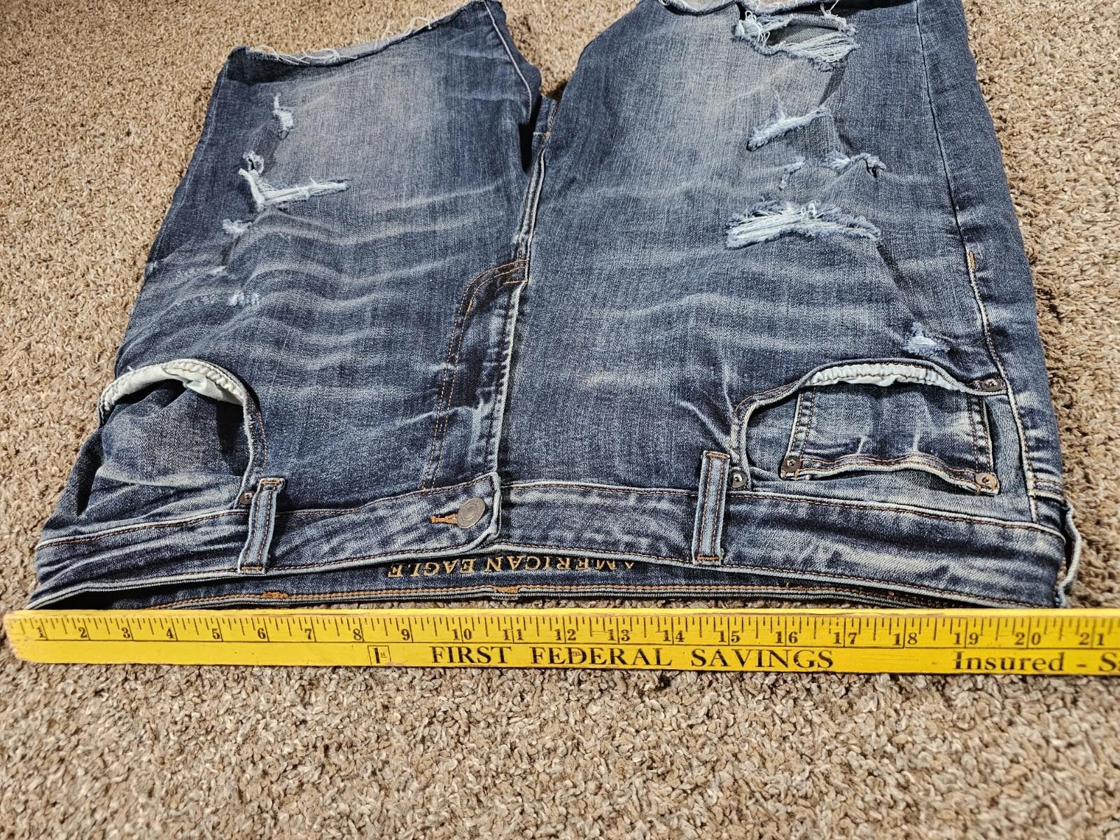 American Eagle Outfitters American Eagle Destroyed Cutoff Jeans Size 42 Size 42" / US 20 - 7 Thumbnail