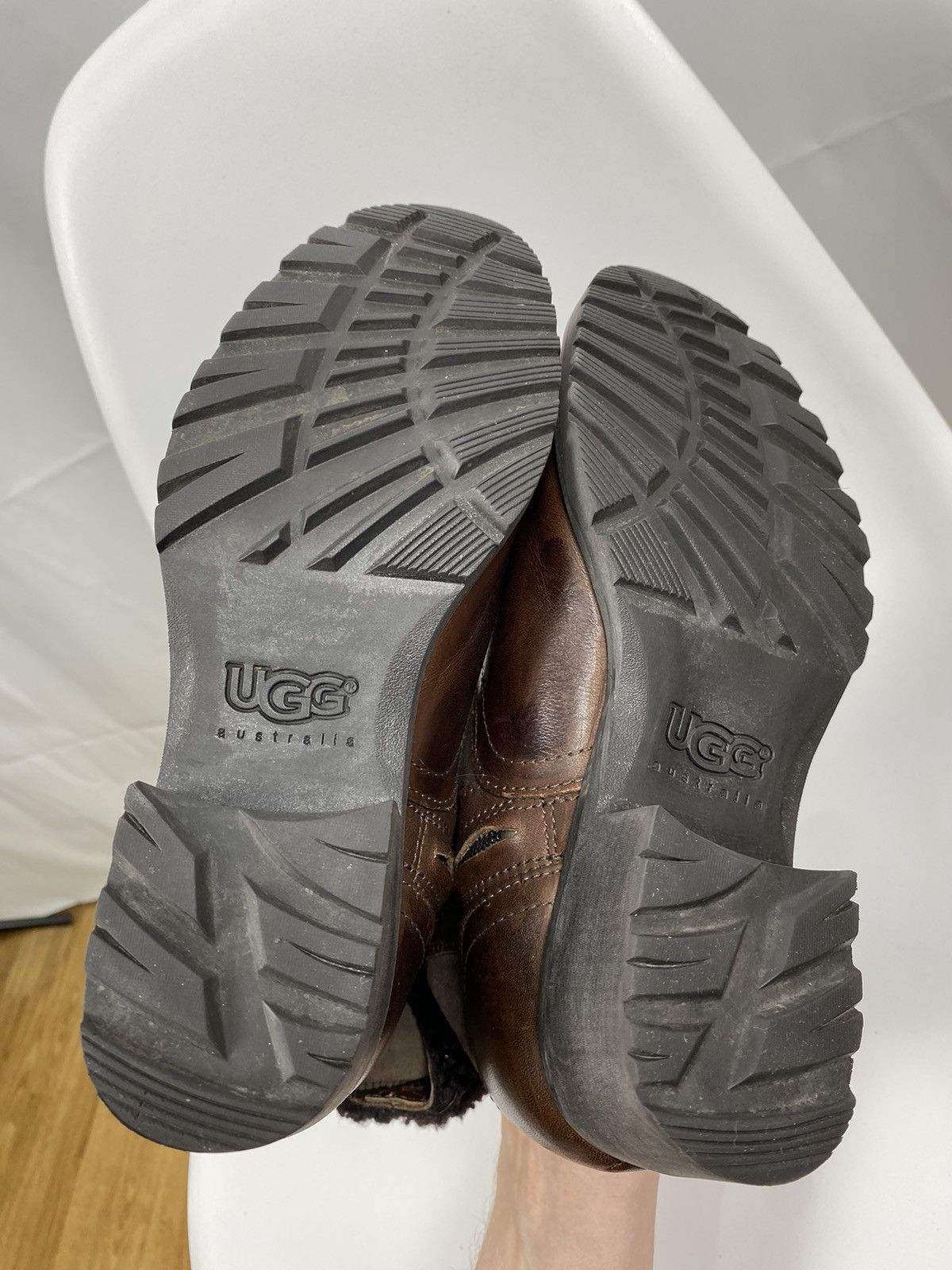 Ugg UGG Australia Genuine Leather Boots Fut Trim size 38 Size US 7 / IT 37 - 7 Thumbnail