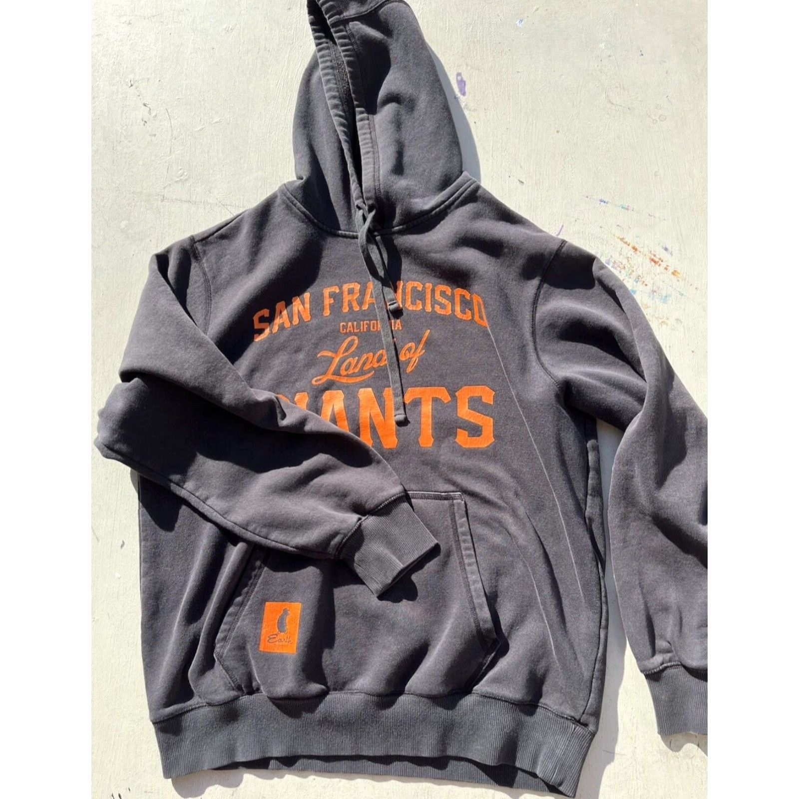 Vintage Earth Playground Hoodie Men San Francisco Giants Black Spell-Out L SF MLB West Coast Size US L / EU 52-54 / 3 - 4 Thumbnail