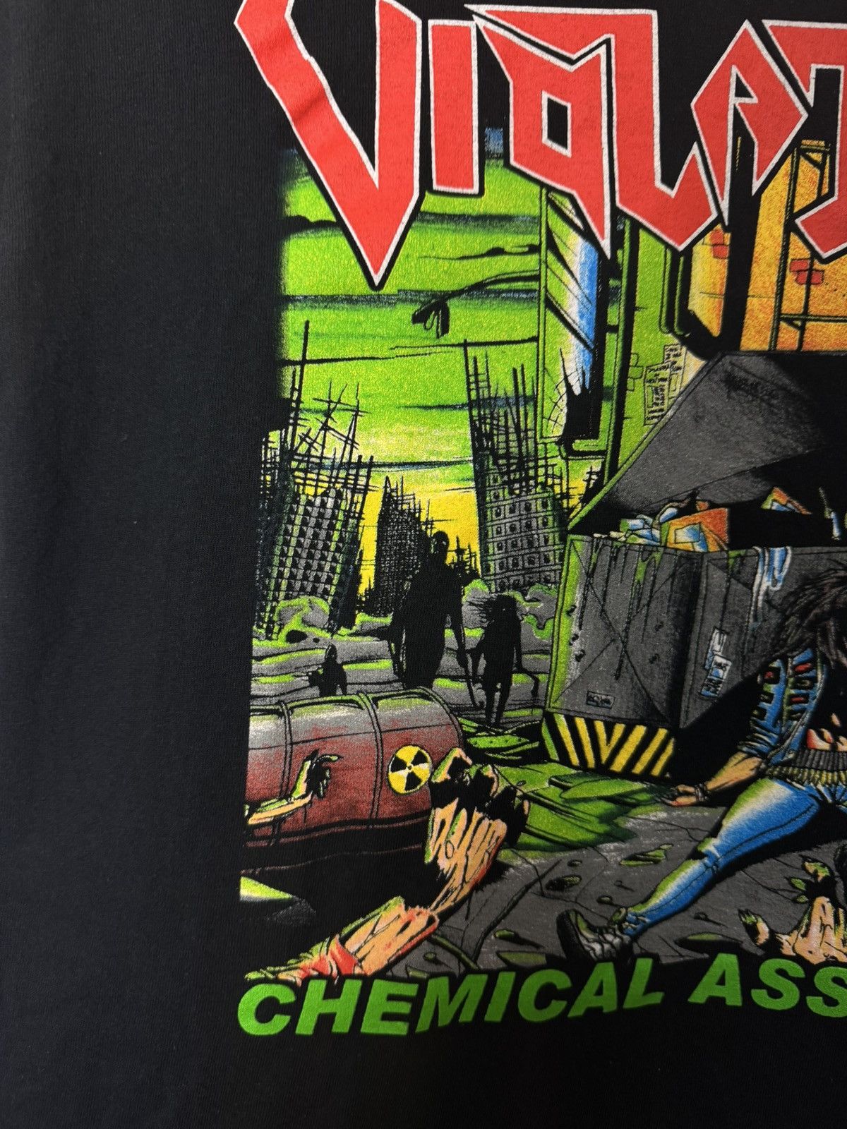 Band Tees Violator “Chemical Assault” T-shirt Band Tee Rock Metal Size US S / EU 44-46 / 1 - 5 Thumbnail