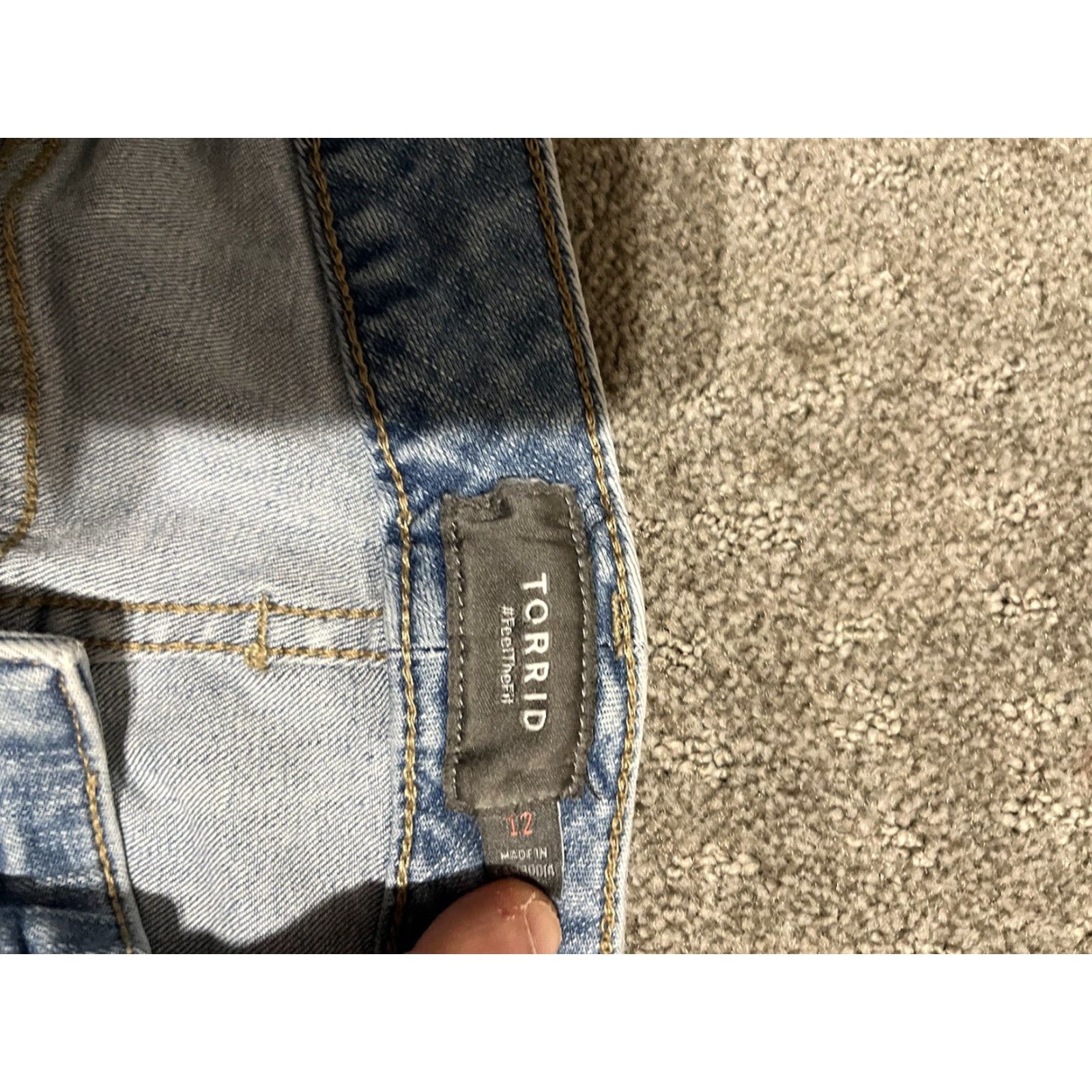Torrid Torrid Blue Denim Cuffed Shorts Size 12 Size 34" / US 12 / IT 48 - 3 Thumbnail