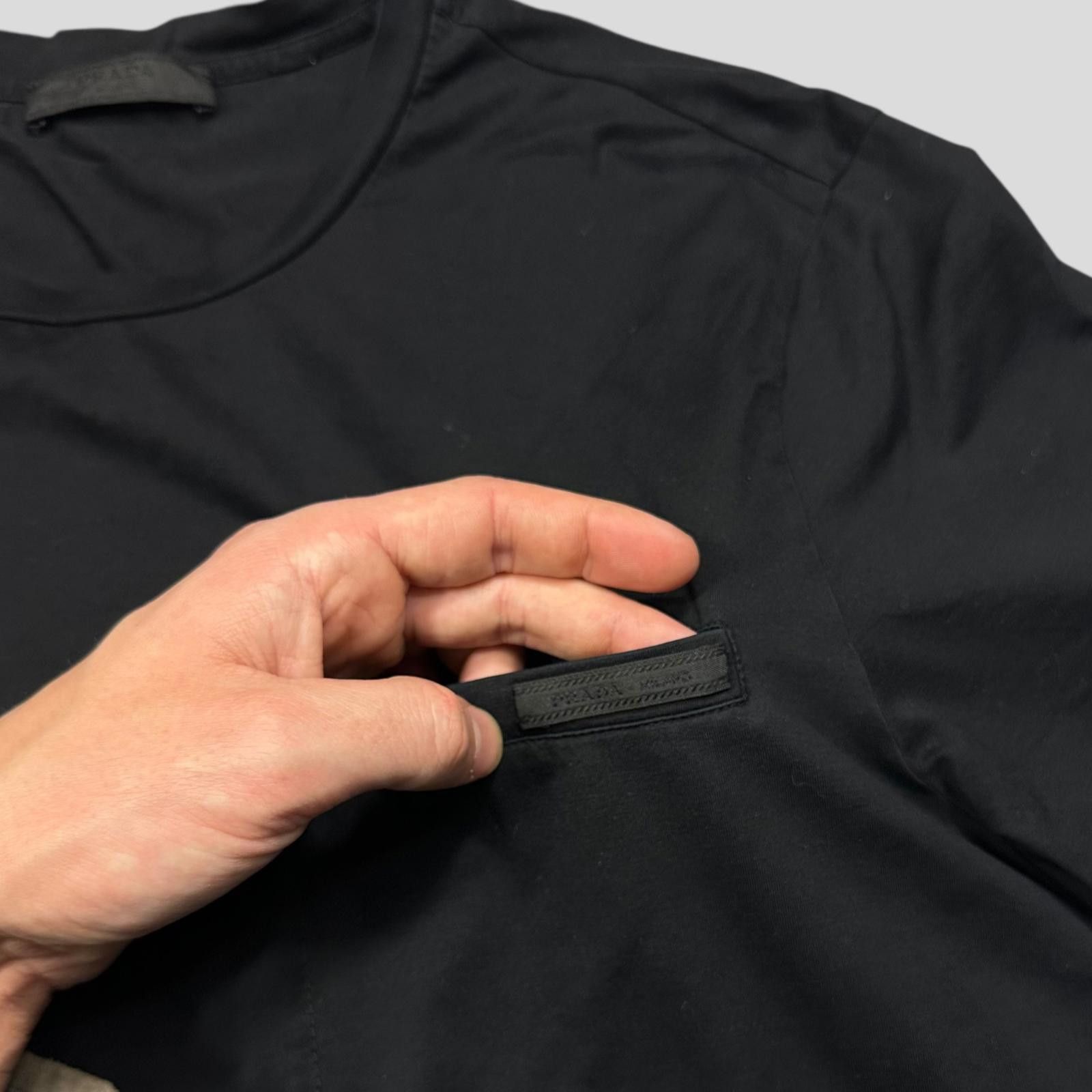 Prada Prada 2017 Black Soft Cotton Pocket Logo T-shirt - XL (L) Size US L / EU 52-54 / 3 - 2 Thumbnail