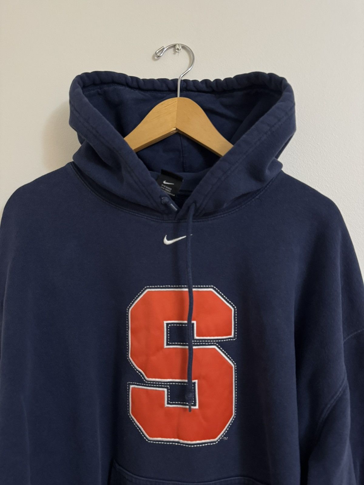 Nike Vintage Nike Syracuse Center Swoosh Hoodie Size US XL / EU 56 / 4 - 2 Thumbnail