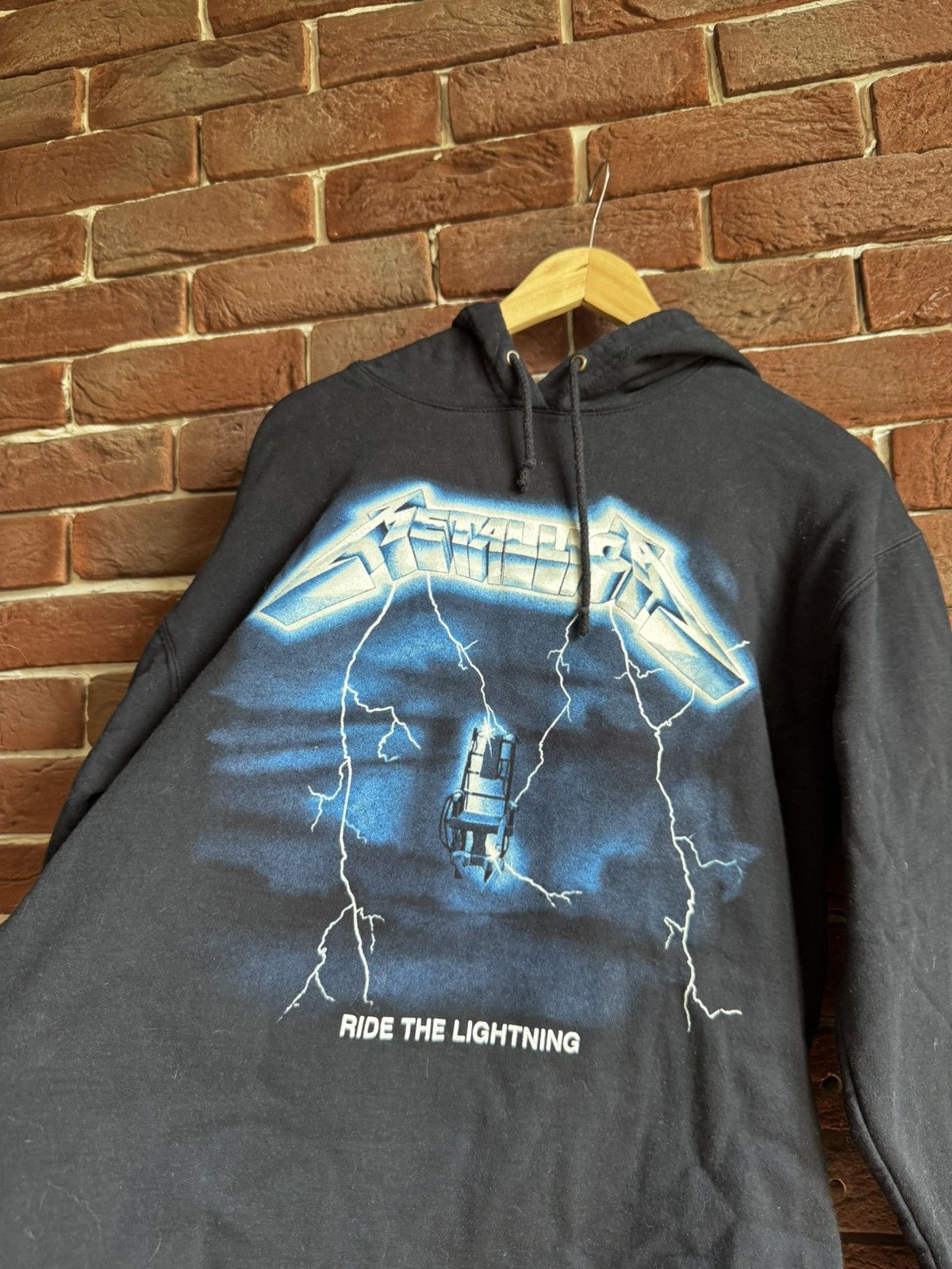 Band Tees Vintage 90s Metallica Ride the Lightning Black Hoodie Metal Size US L / EU 52-54 / 3 - 3 Thumbnail