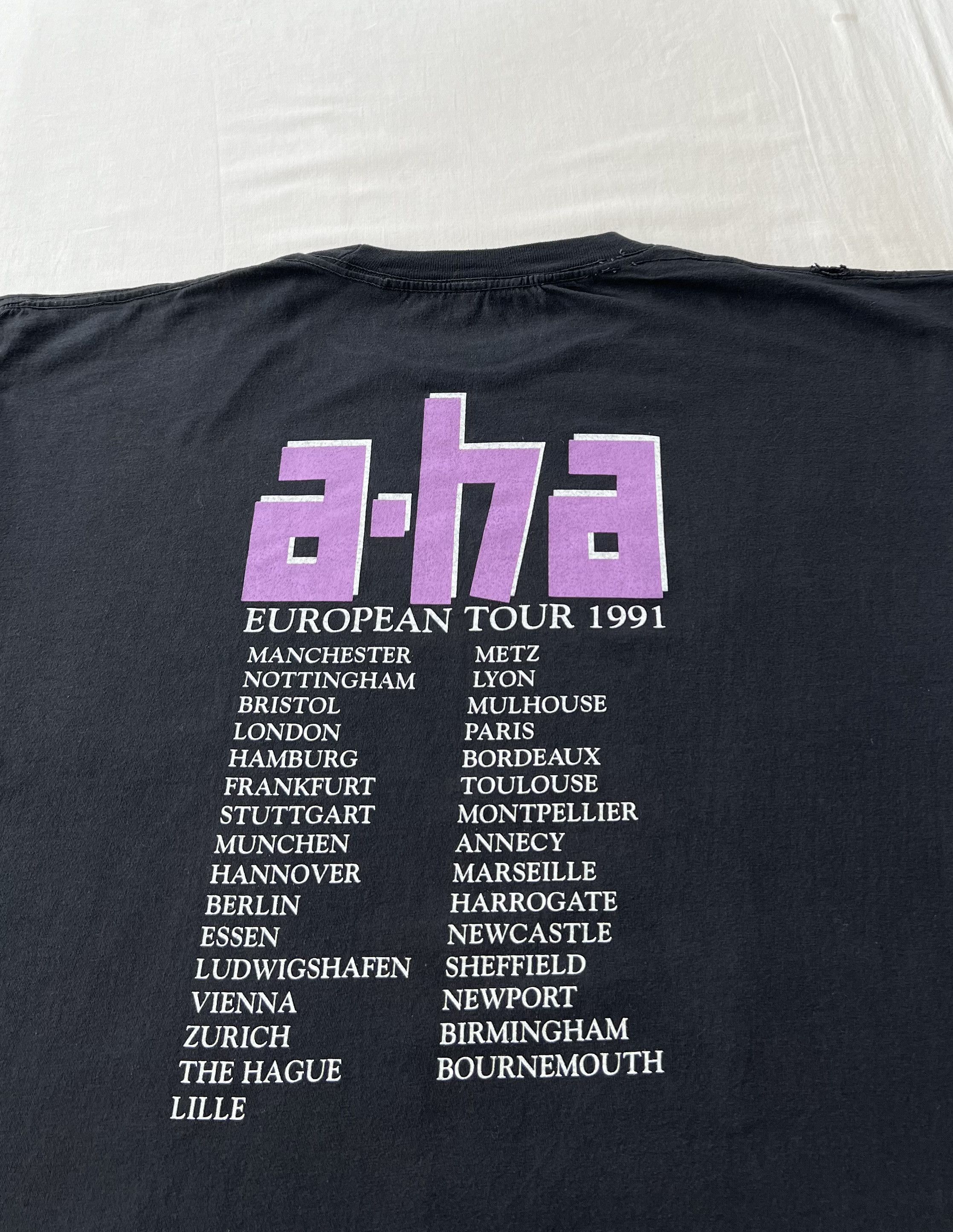 Band Tees Vintage 1991 A-ha Pop Band European Tour Black T-shirt Size US XL / EU 56 / 4 - 12 Thumbnail