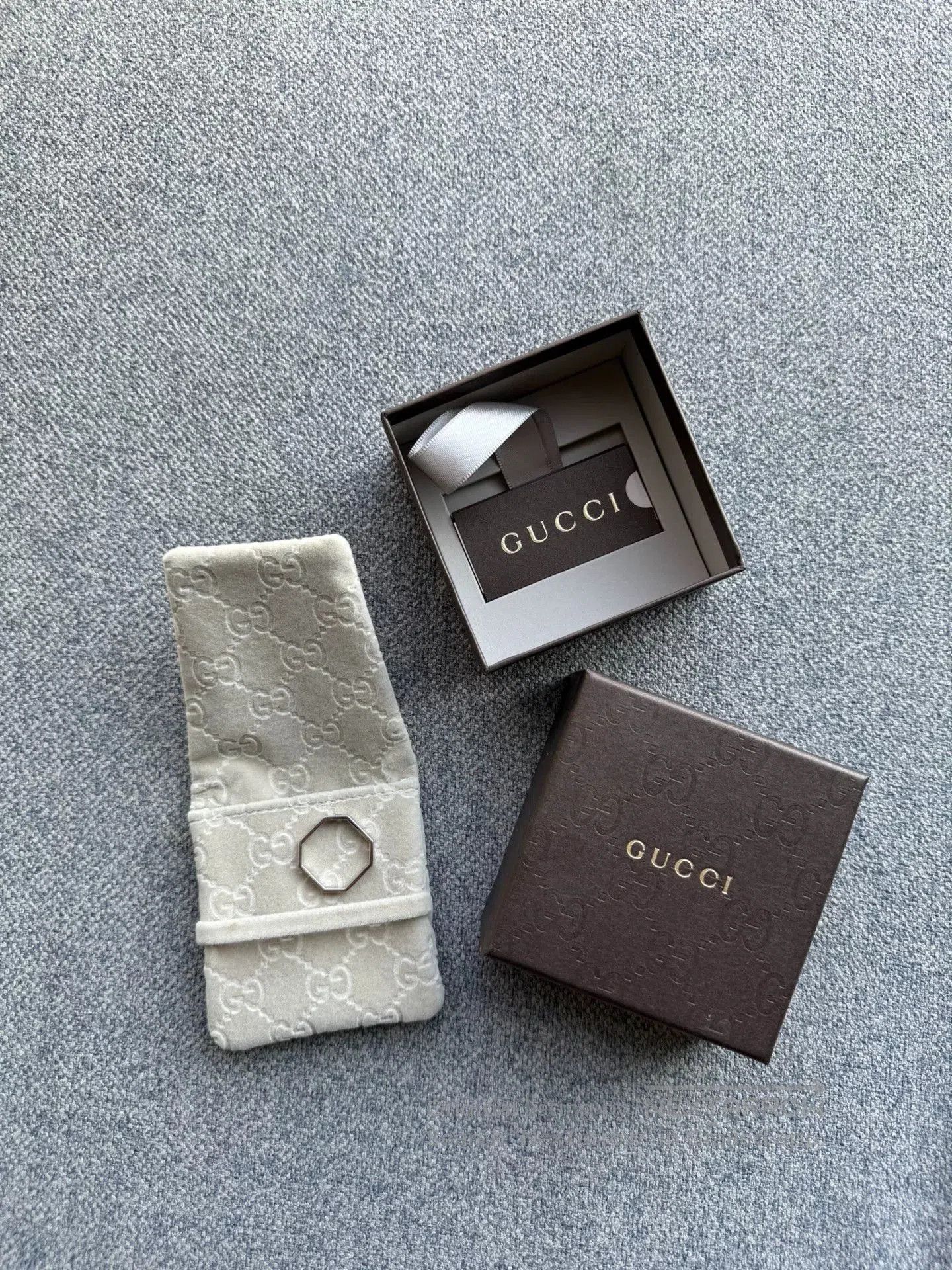 Gucci Platinum Hexagonal Ring Size 19.