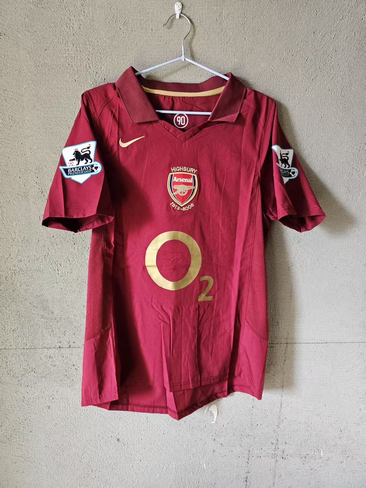 Other 2005 2006 Arsenal #14 Thierry Henry Jersey Size US L / EU 52-54 / 3 - 2 Thumbnail