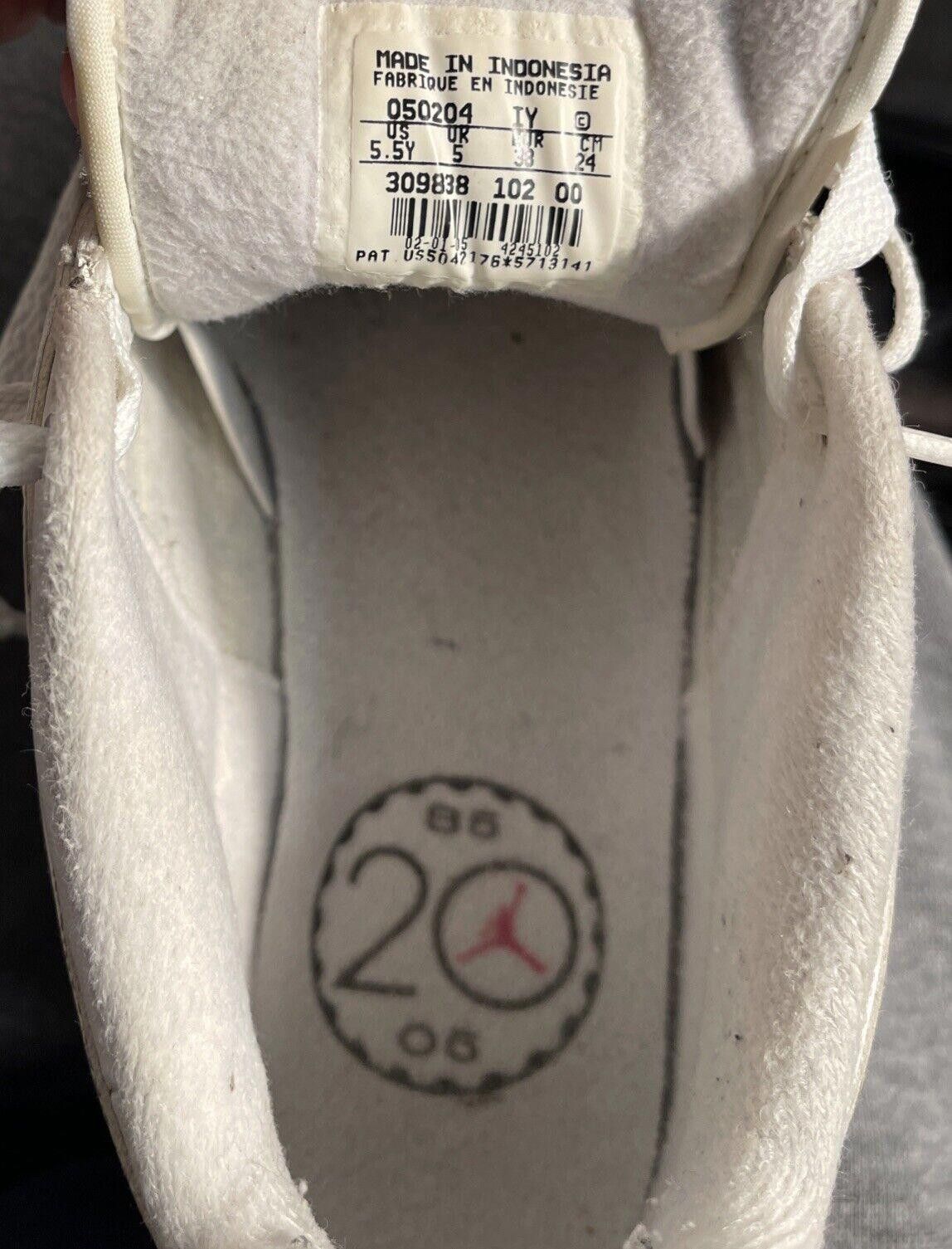 Designer Jordon 85/02 RETRO WHITE 5.5 youth Size US 5.5 / EU 38 - 5 Thumbnail