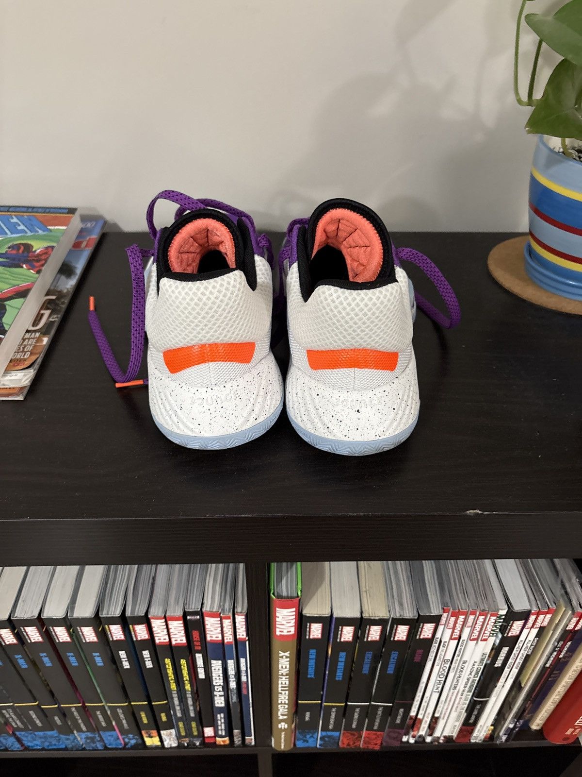 Adidas Don issue 1 Size US 9 / EU 42 - 4 Thumbnail