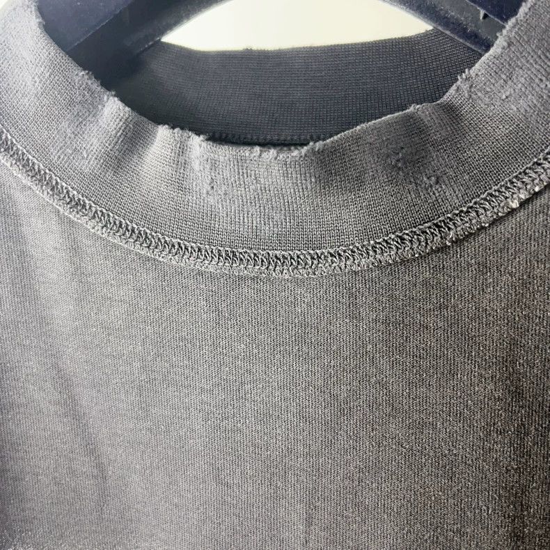 Balenciaga Balenciaga Letter printing hole round neck short sleeve T- Size US L / EU 52-54 / 3 - 3 Thumbnail