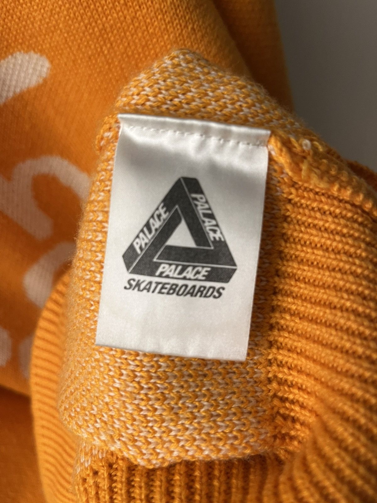 Palace Palace Finger Up Knit Size US L / EU 52-54 / 3 - 4 Thumbnail
