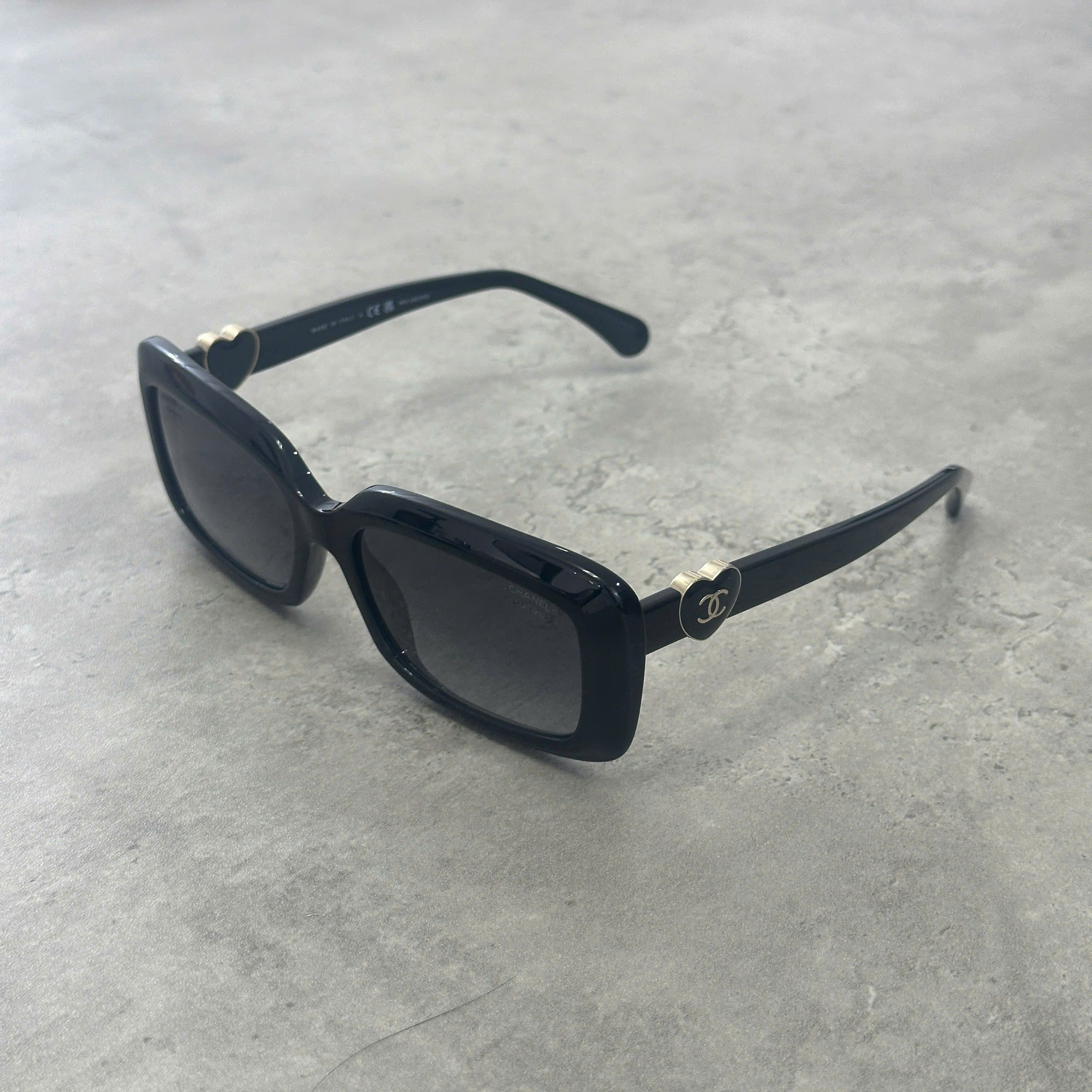 Chanel CHANEL 0CH5520_C622S8 Sunglasses Size ONE SIZE - 1 Thumbnail