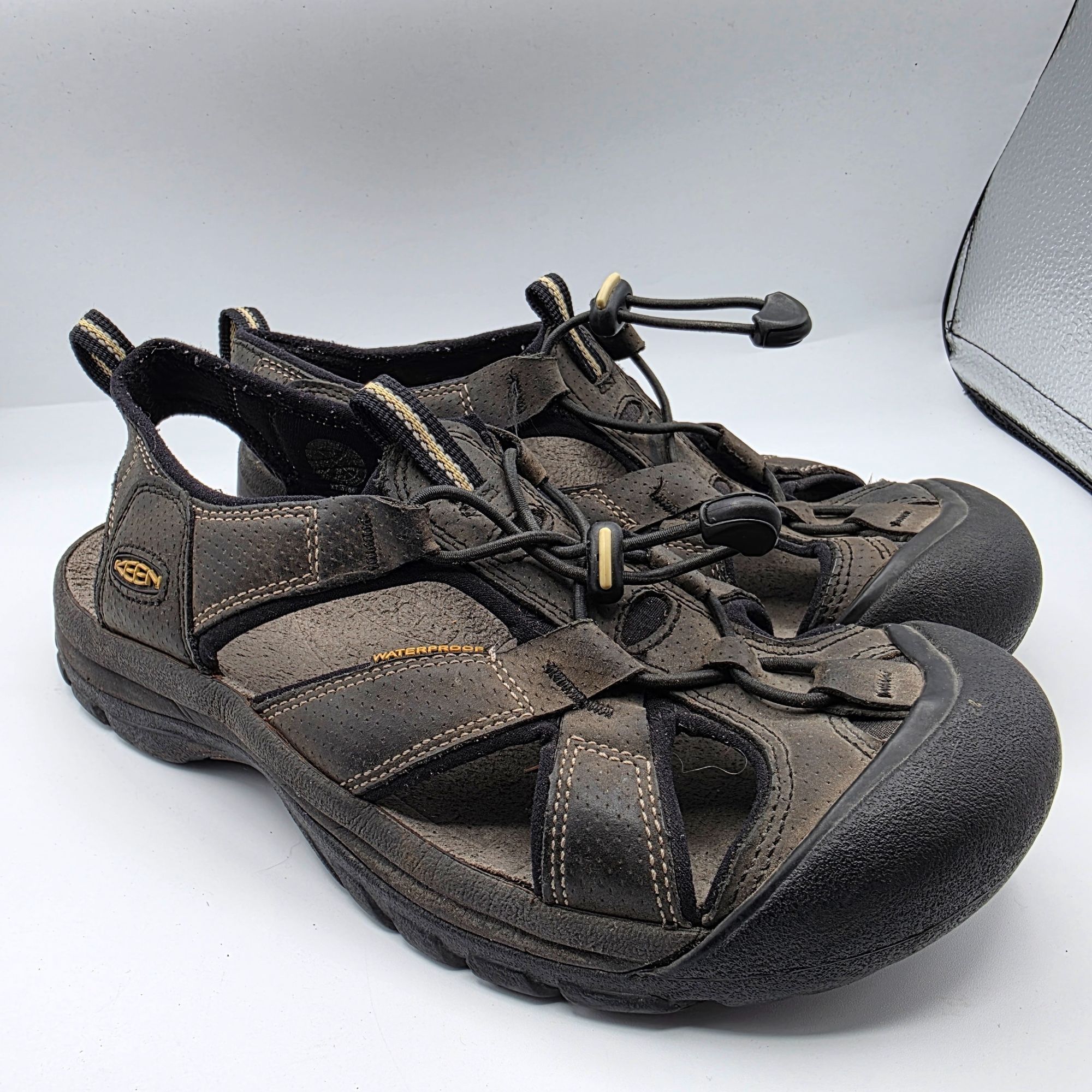 South2 West8 × Keen WAIMEA H2 SOUTH2 WEST8 x KEEN WAIMEA H2 Sandal Details | Hypebeast