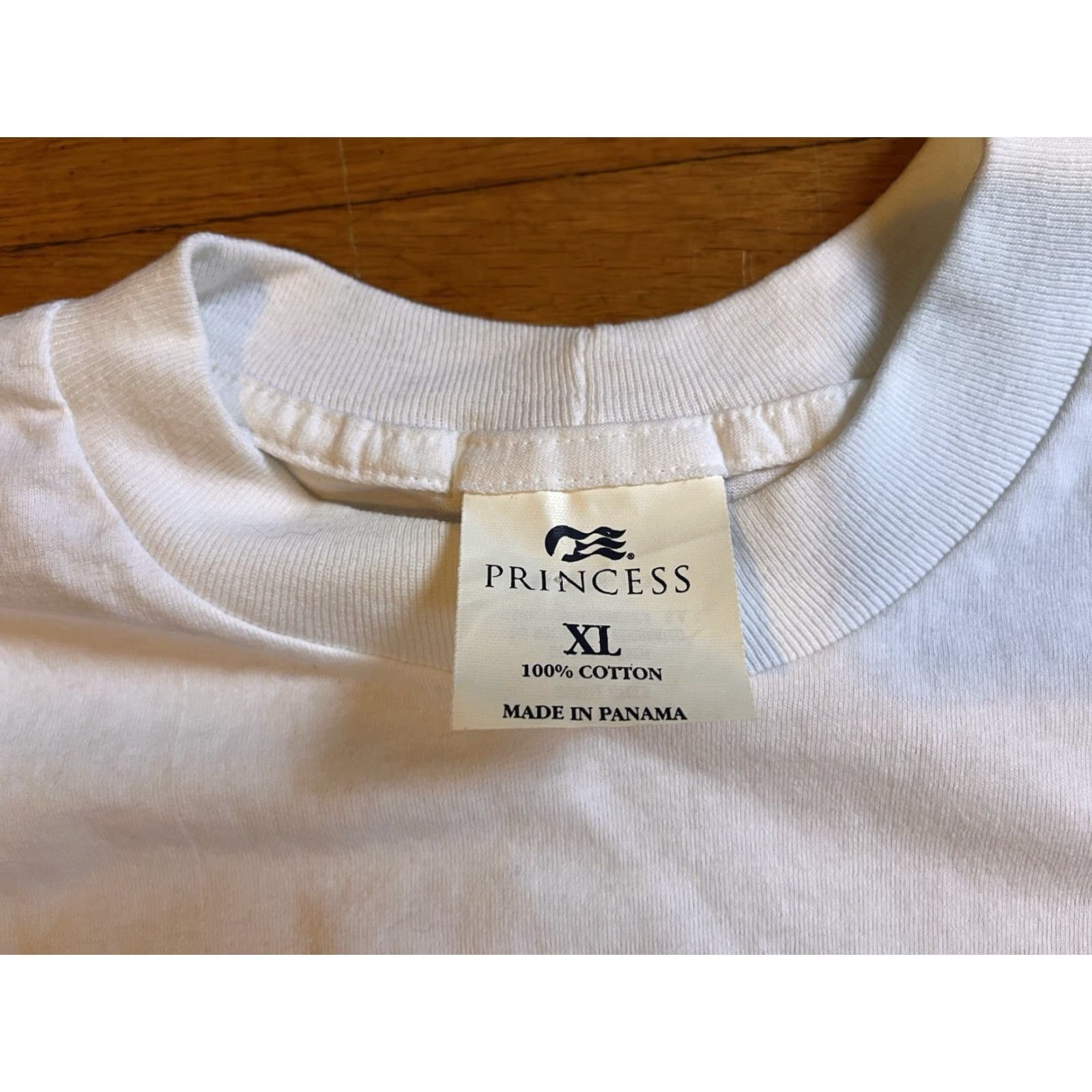 Prince VINTAGE Princess Cruises Boston Tea Party Shirt Men’s XL White 90s Logo Cotton Short Sleeve Crew Neck T-Shirt Mens Size US XL / EU 56 / 4 - 5 Thumbnail