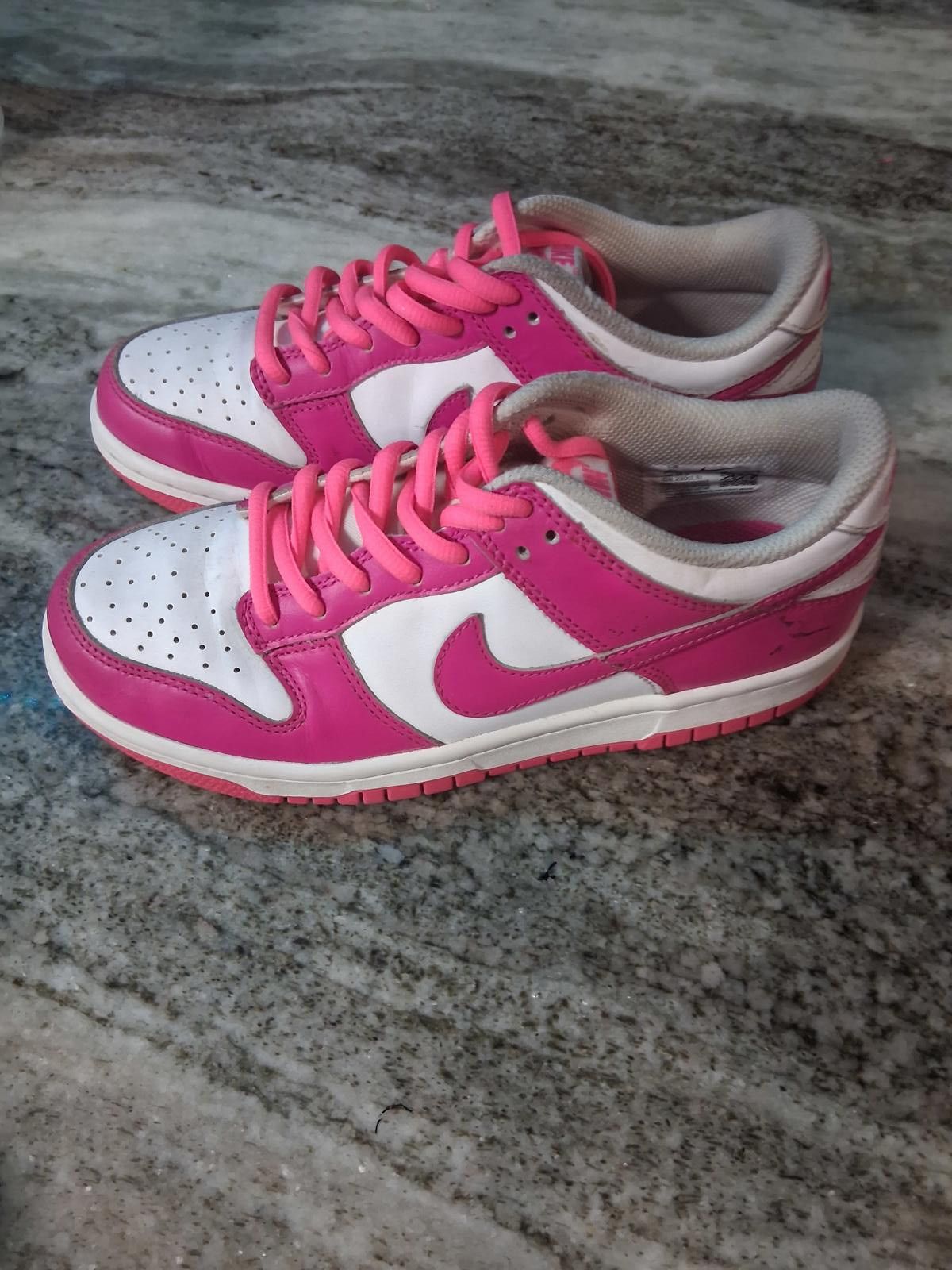 Nike Nike dunk sz 4 y Size US 4 / IT 34 - 1 Thumbnail