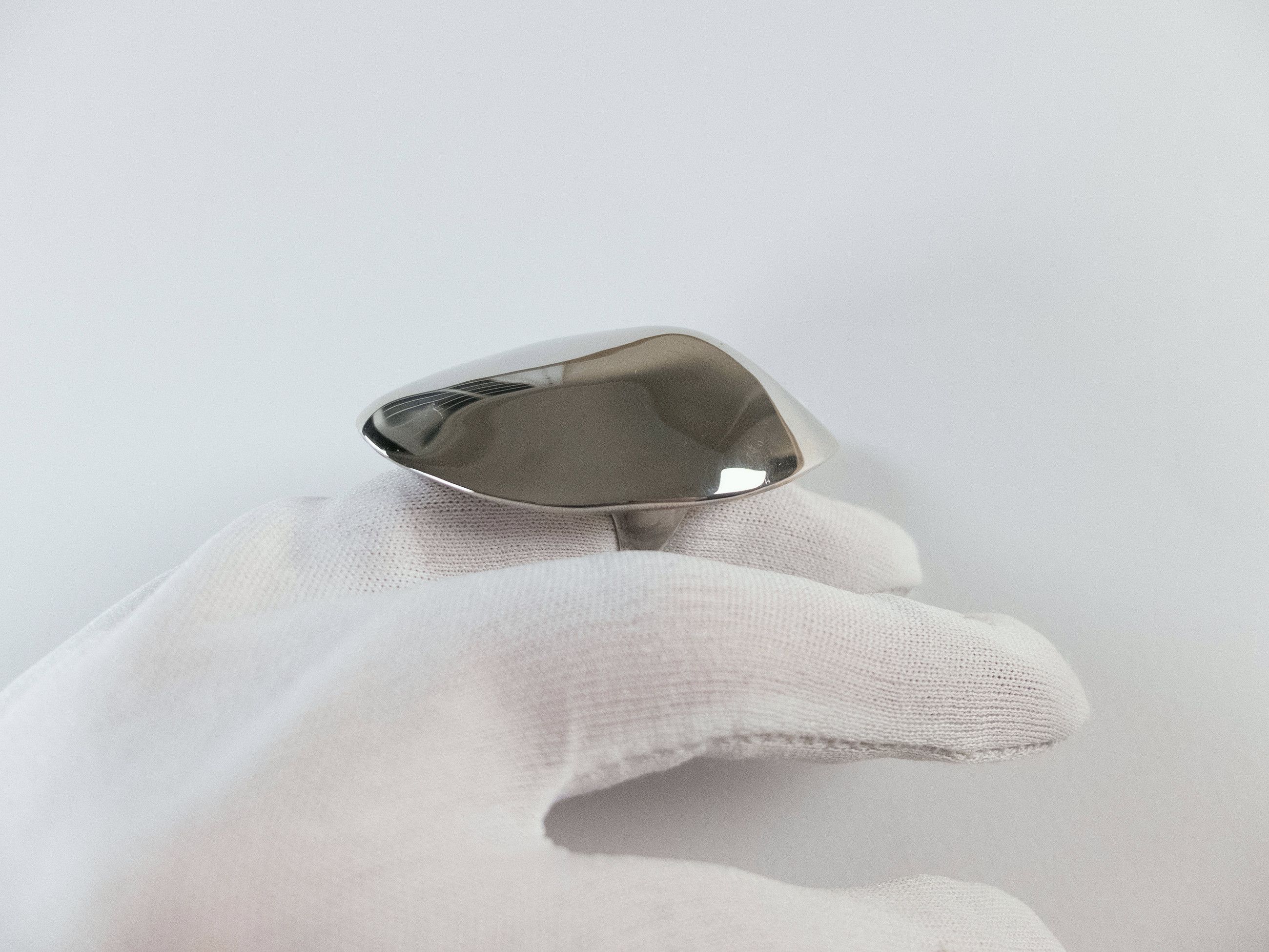 Alexander McQueen ALEXANDER MCQUEEN Aura silver tone metal ring 6 / 13 q Size ONE SIZE - 6 Thumbnail