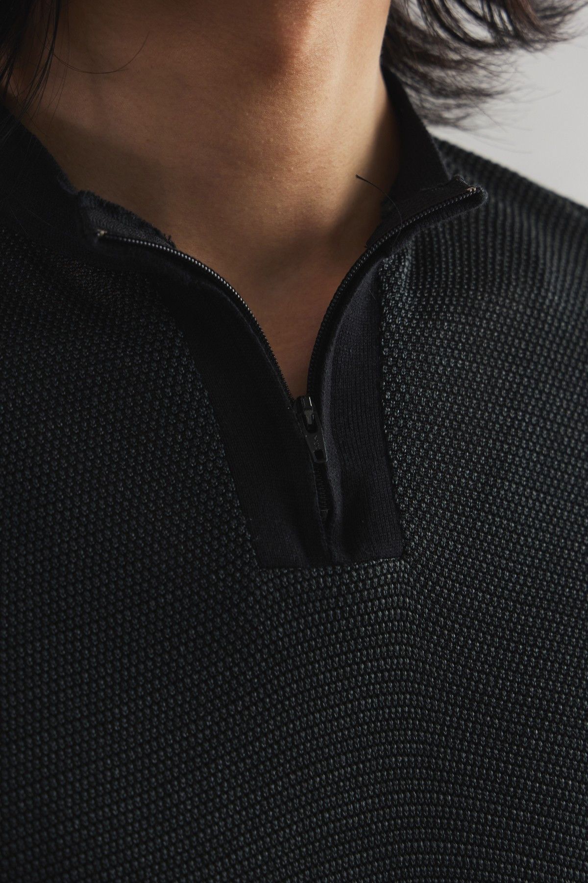 Y's for Men Y’s for Men Half-Zip Mesh Knit Top Size US M / EU 48-50 / 2 - 2 Thumbnail