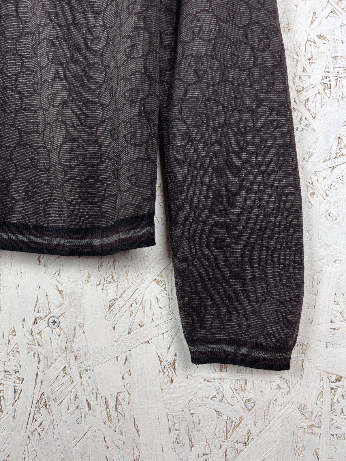 Gucci 90s Vintage Tom Ford Gucci Silk Wool GG Web Monogram Sweater Size M / US 6-8 / IT 42-44 - 4 Thumbnail