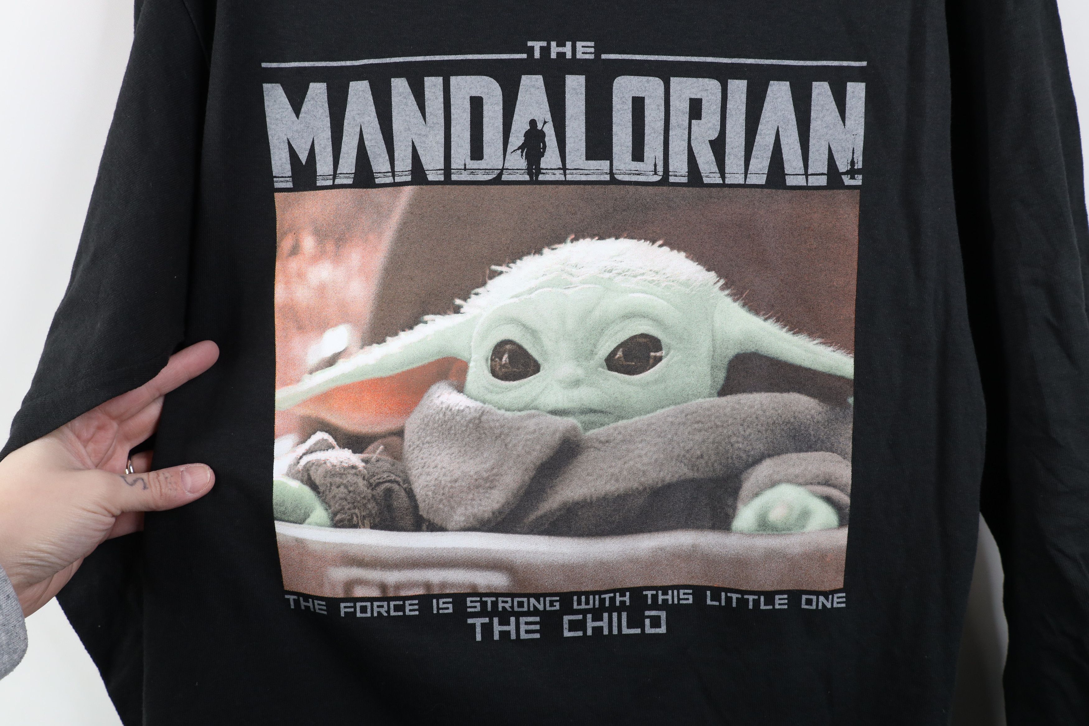 Star Wars Y2K Star Wars Mandalorian Baby Yoda Long Sleeve T-Shirt Size US M / EU 48-50 / 2 - 4 Thumbnail