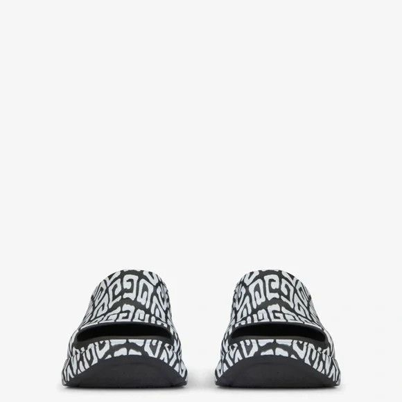 Givenchy Givenchy Marshmallow Sandals in Rubber - NEW WITH TAGS Size US 8 / IT 38 - 4 Thumbnail