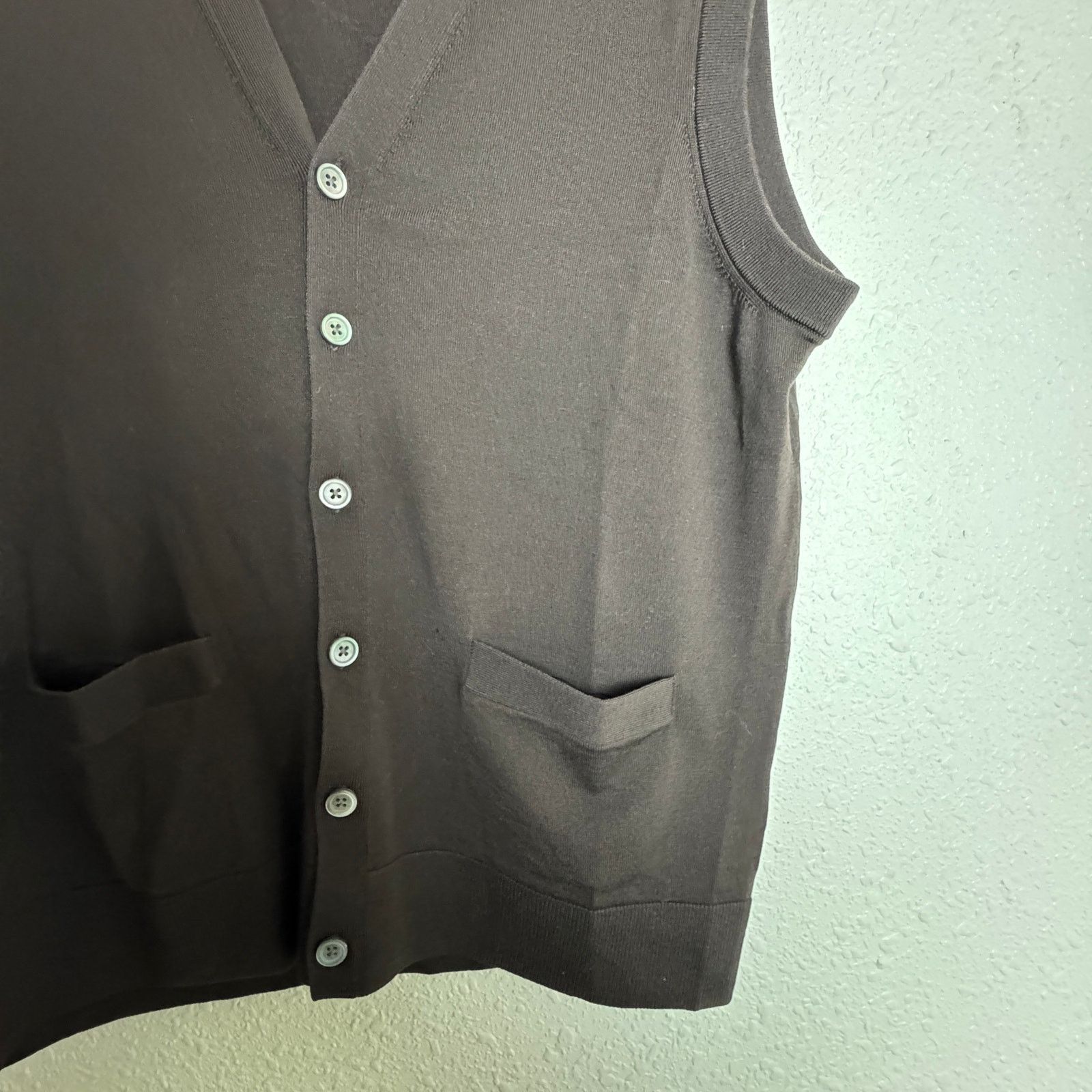 Brooks Brothers Brooks Brothers Merino Wool Brown Sweater Vest Men Size M Size US M / EU 48-50 / 2 - 2 Thumbnail