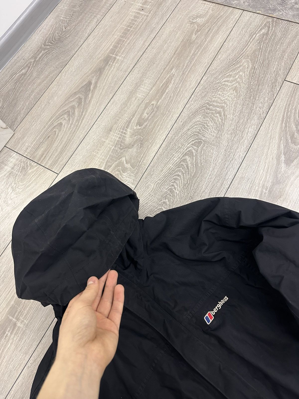 Berghaus Berghaus Black Light Jacket Windbreaker Size US L / EU 52-54 / 3 - 5 Thumbnail