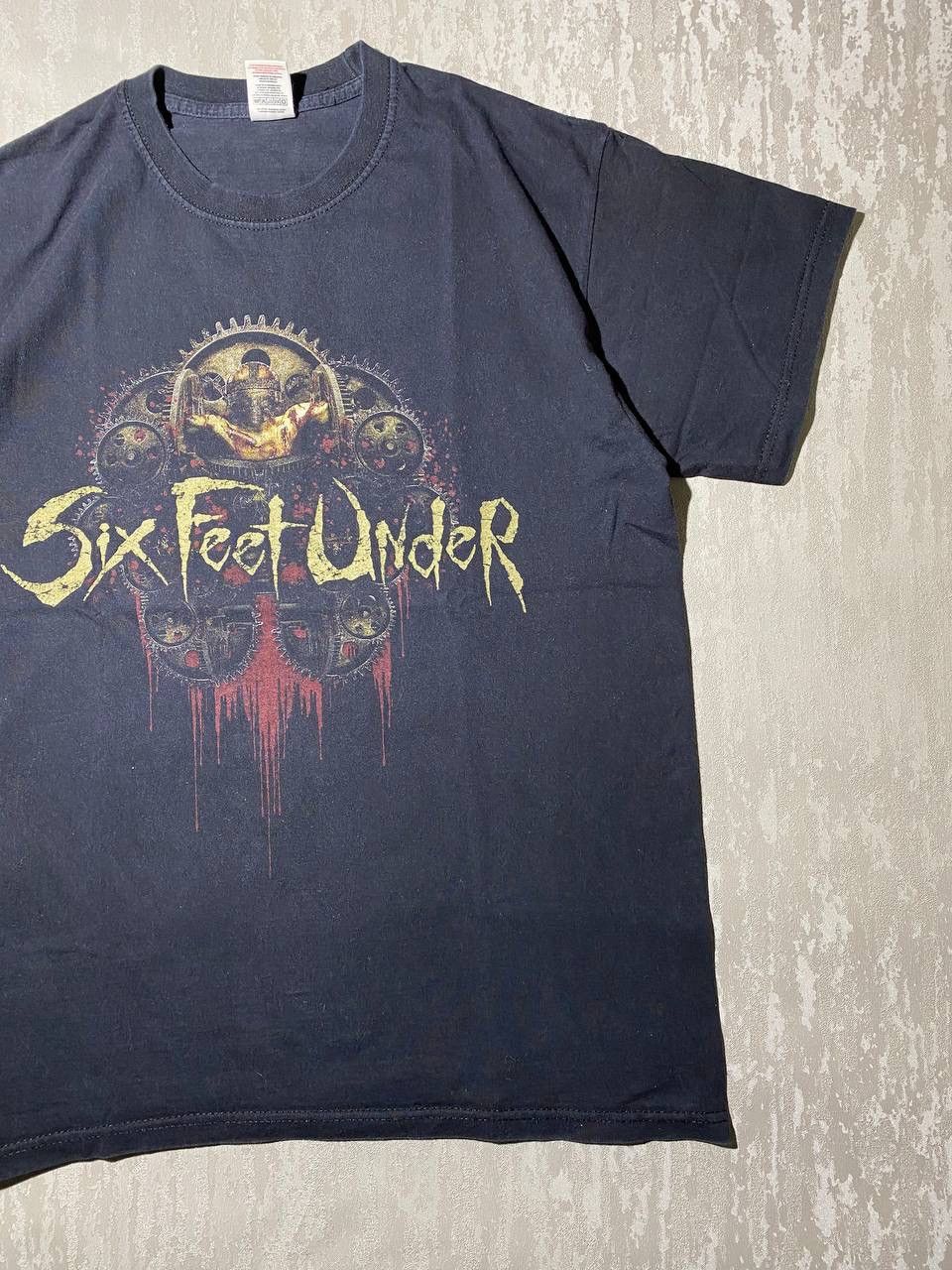 Band Tees × Vintage Vintage Y2K Six Feet Under Skulls hands Horror Tee Size US M / EU 48-50 / 2 - 3 Thumbnail