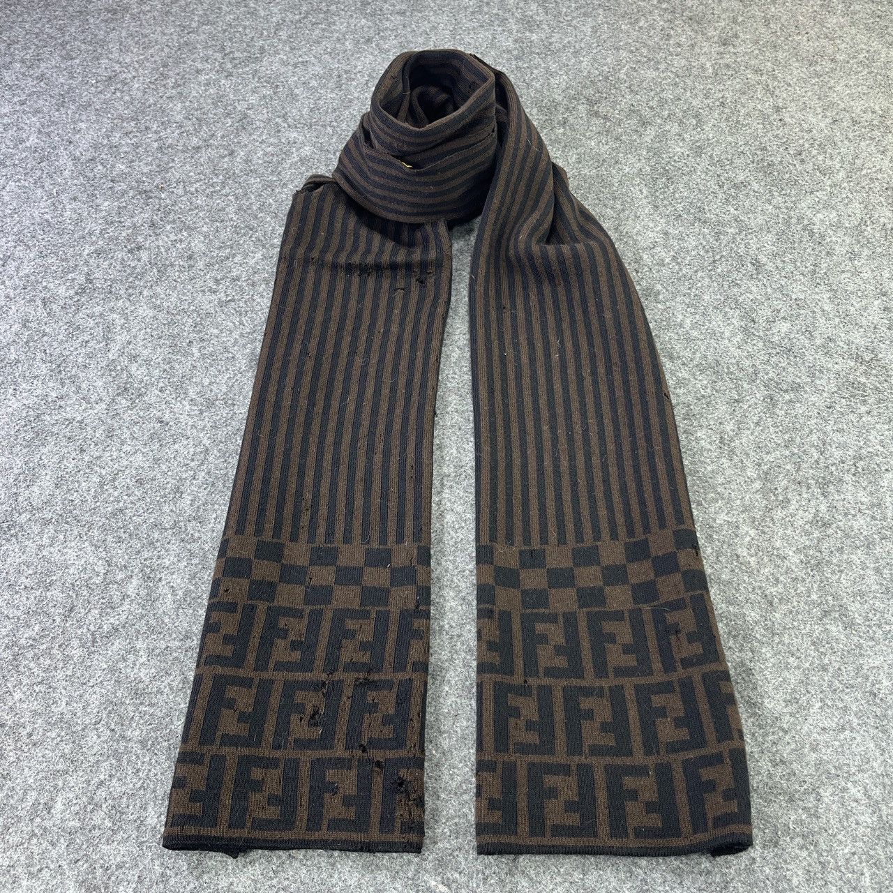 Fendi Fendi Scarf / Muffler / Neckwear T395 Size ONE SIZE - 2 Thumbnail