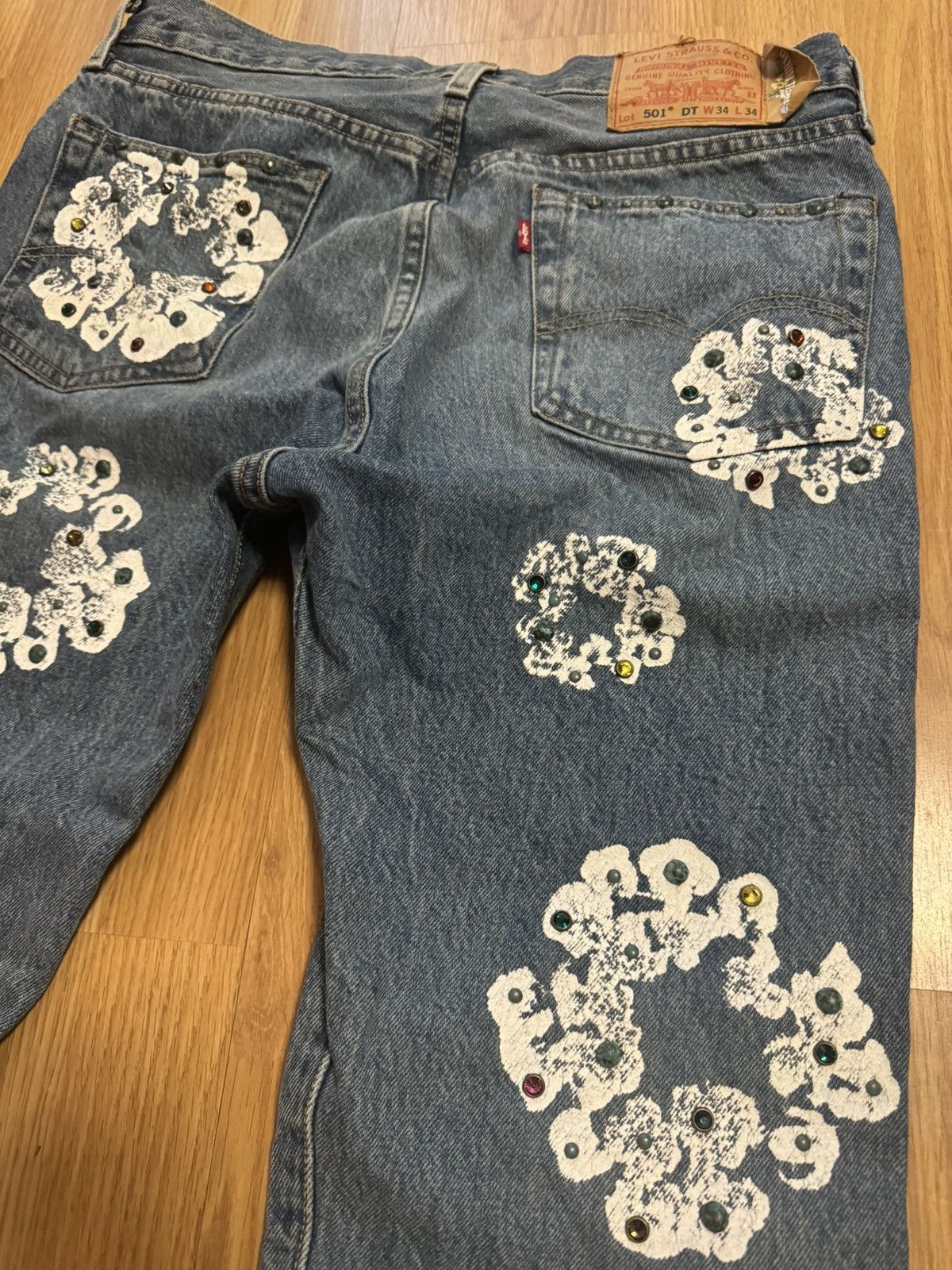 DENIM TEARS Levis x Denim Tears Rhinestone Denim 501 34x34 Size US 34 / EU 50 - 5 Thumbnail