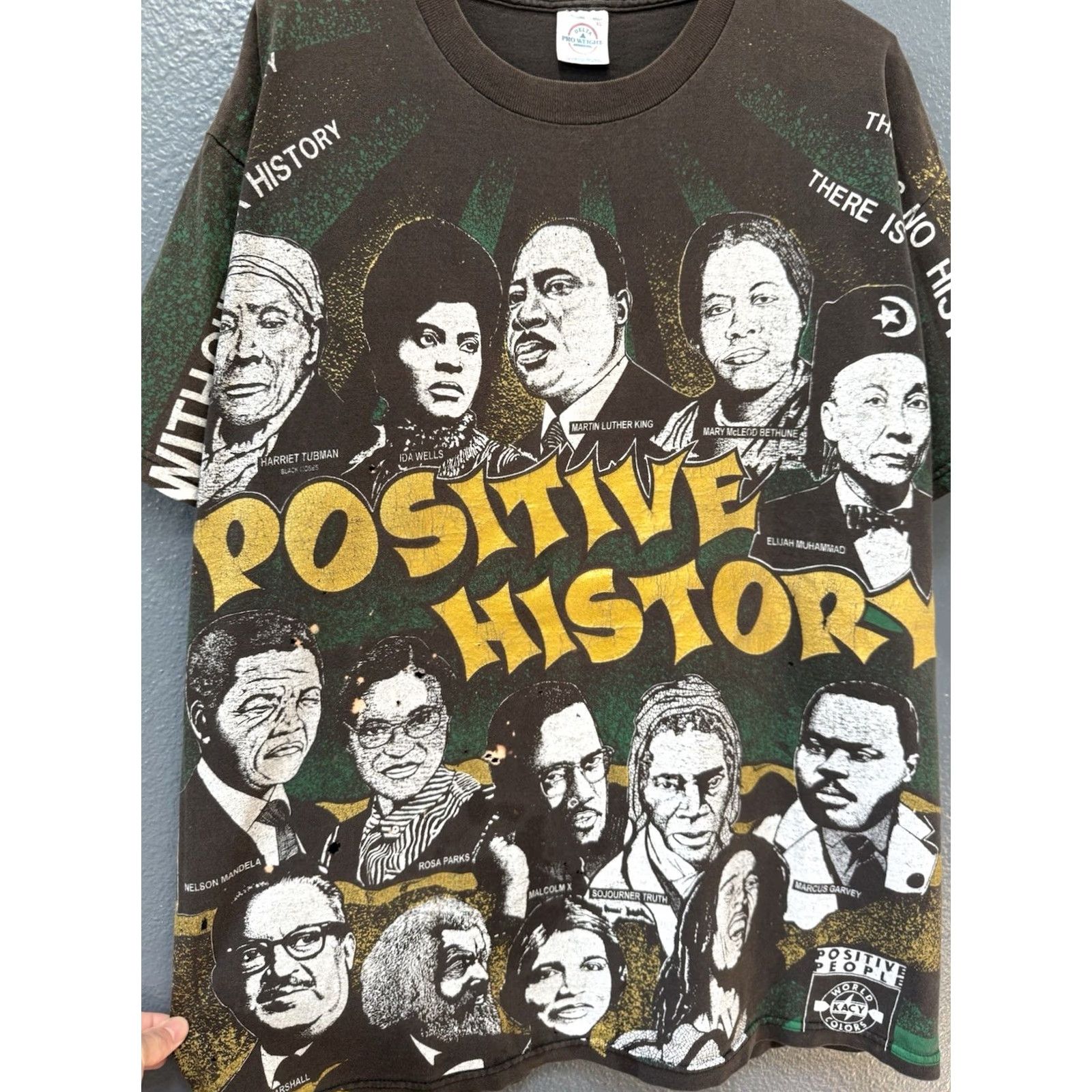 Delta VINTAGE 90s Black History Positive History All Over Print Black Tee Shirt XL Men Delta T-Shirt 90s Clothing Mens Black Size US XL / EU 56 / 4 - 5 Thumbnail